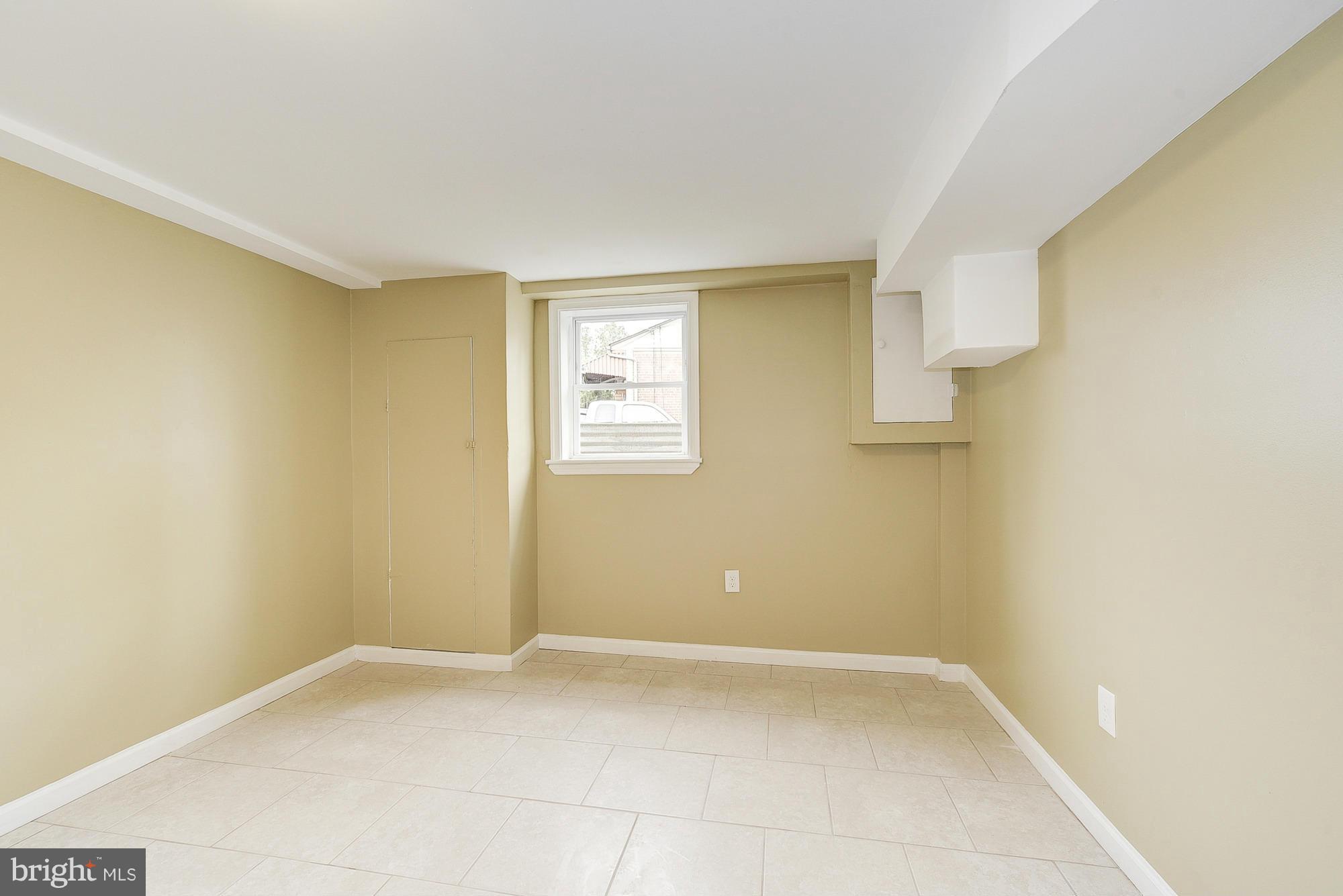 WOODLAWN HEIGHTS - Residential