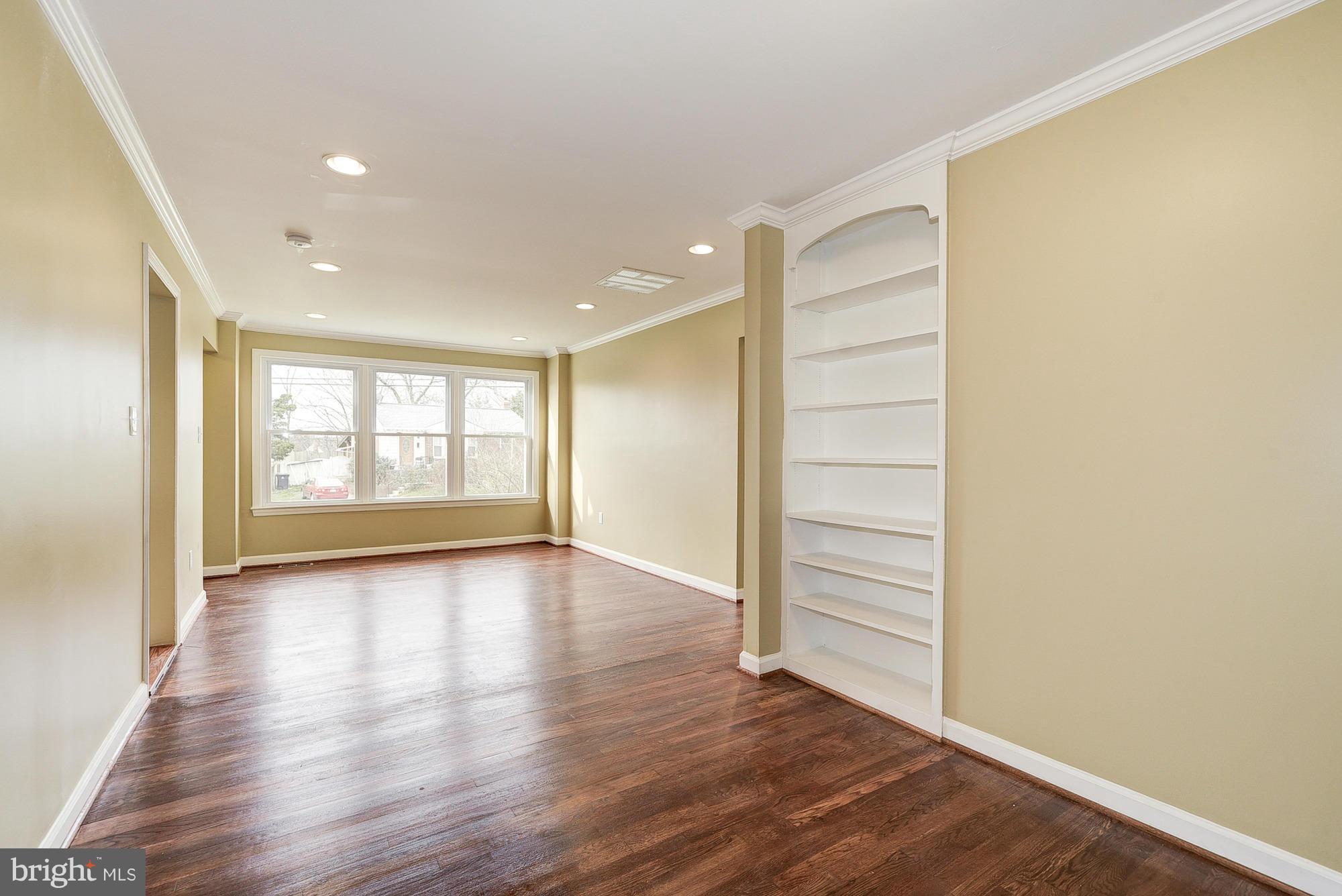 WOODLAWN HEIGHTS - Residential