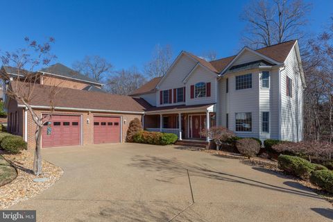 1001 FEATHERSTON COURT FREDERICKSBURG VA 22401