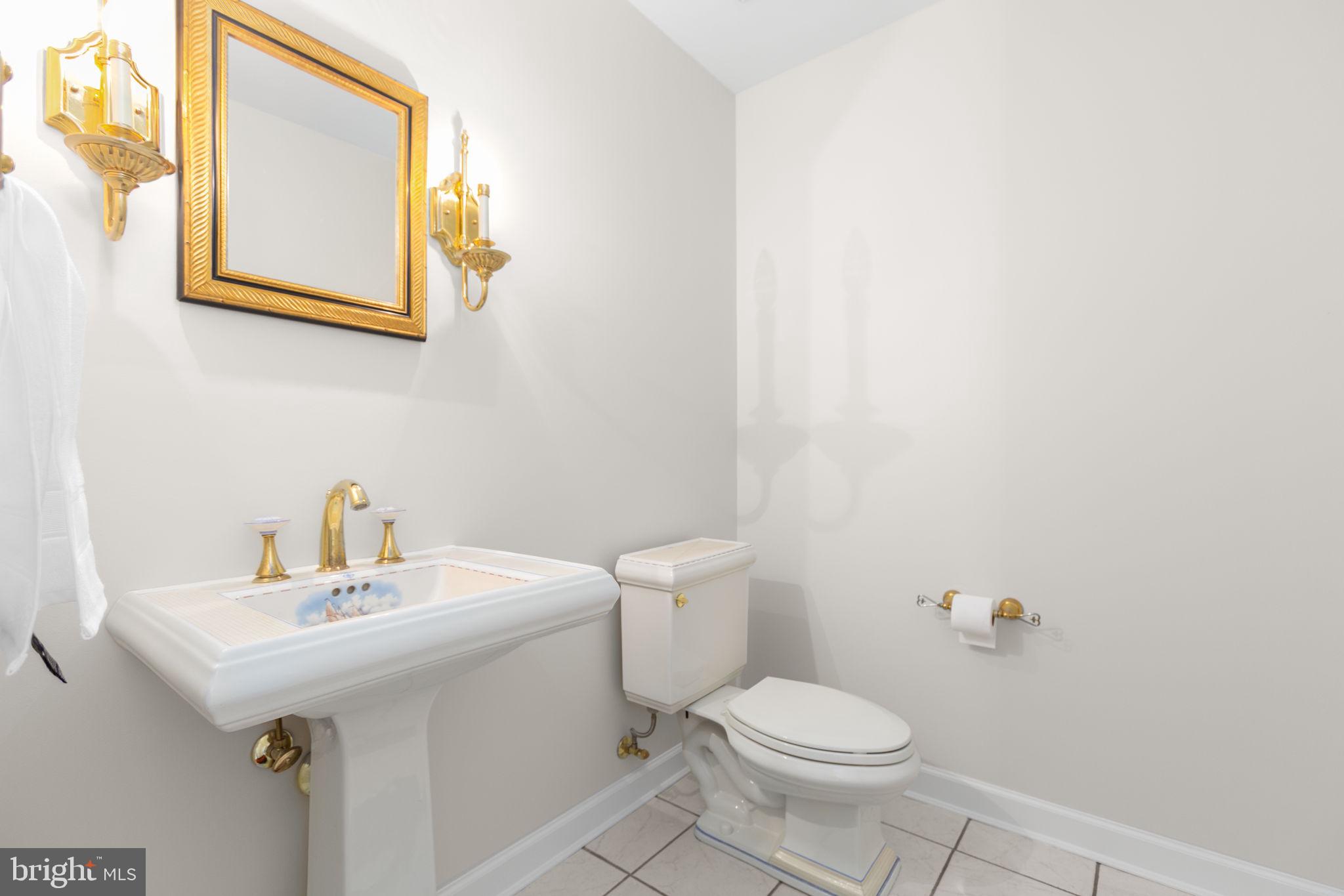 HILLS AT SNOWDEN - Residential