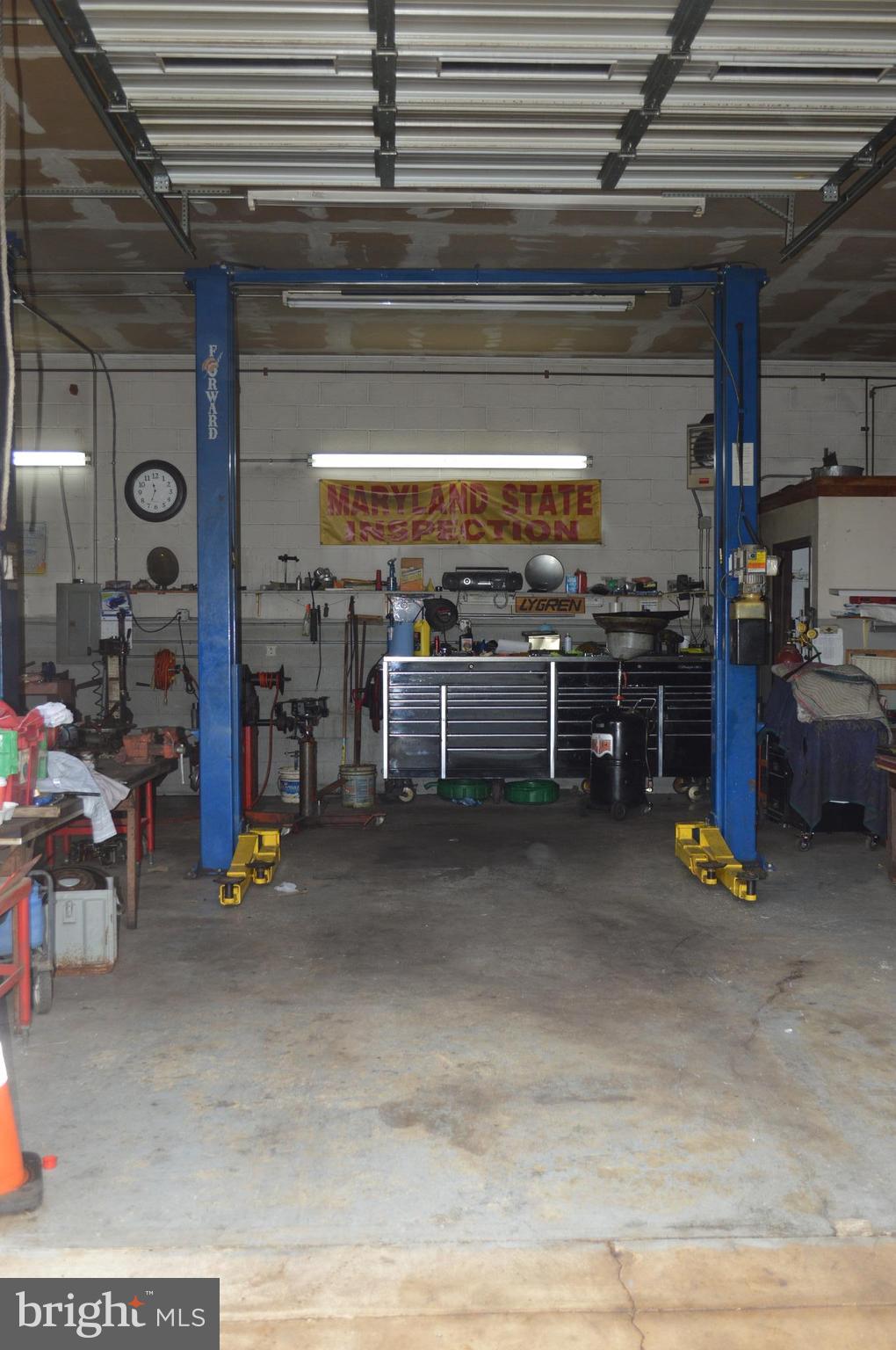 TURNERS MANOR - Commercial Sale