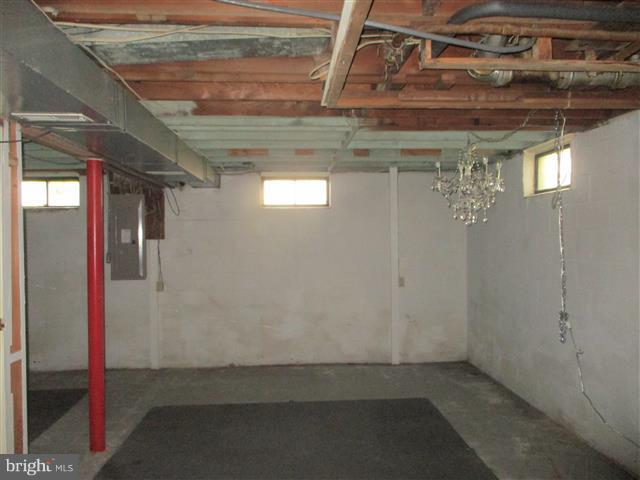 HOLLYWOOD ON SEVERN - Residential