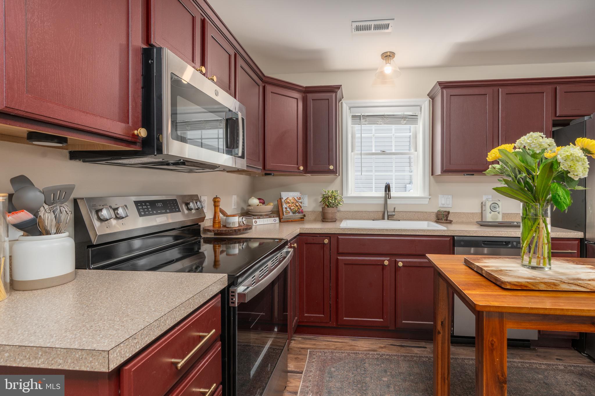 MOUNT RAINIER - Residential