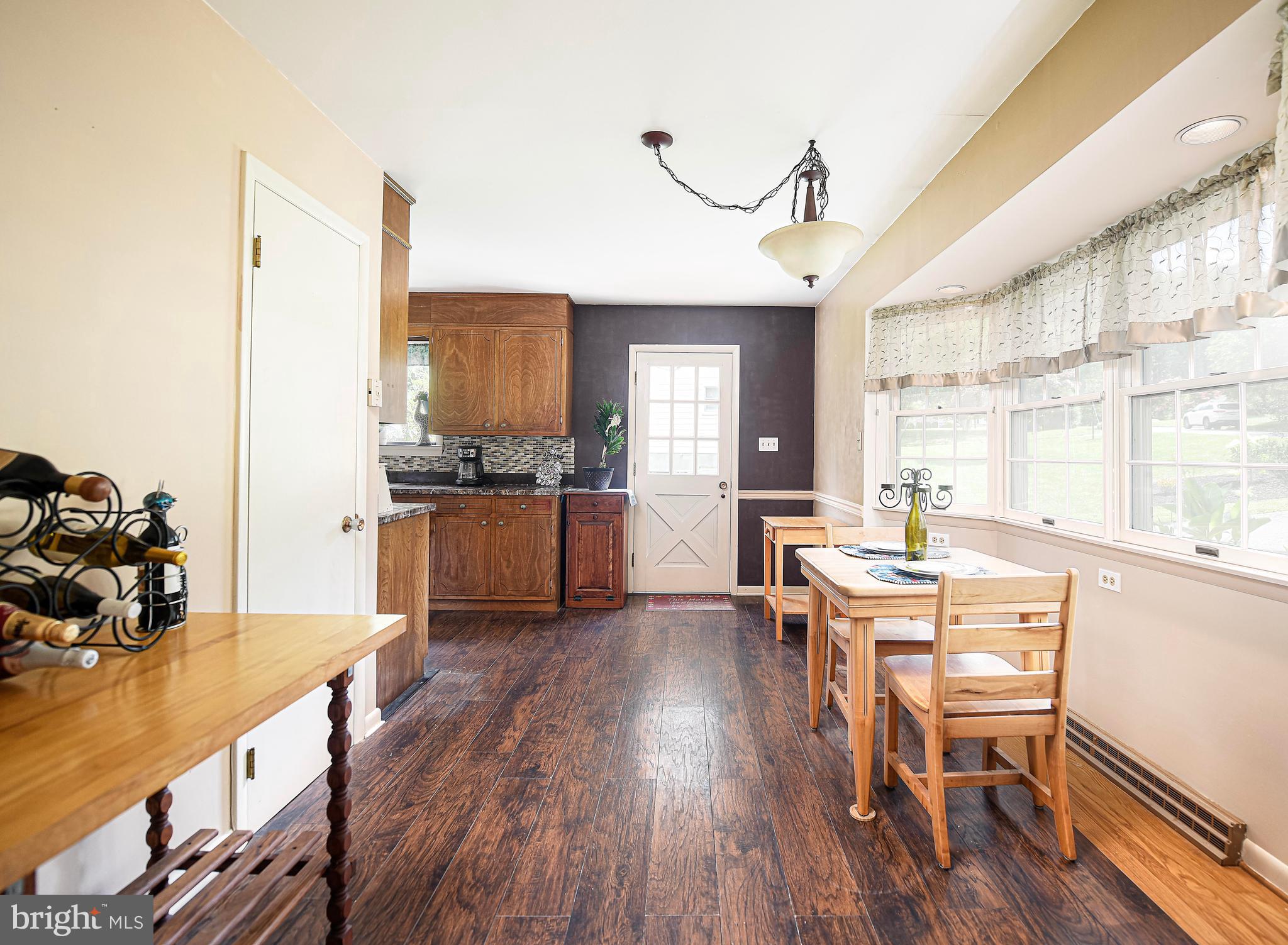 VALLEY VIEW - Residential