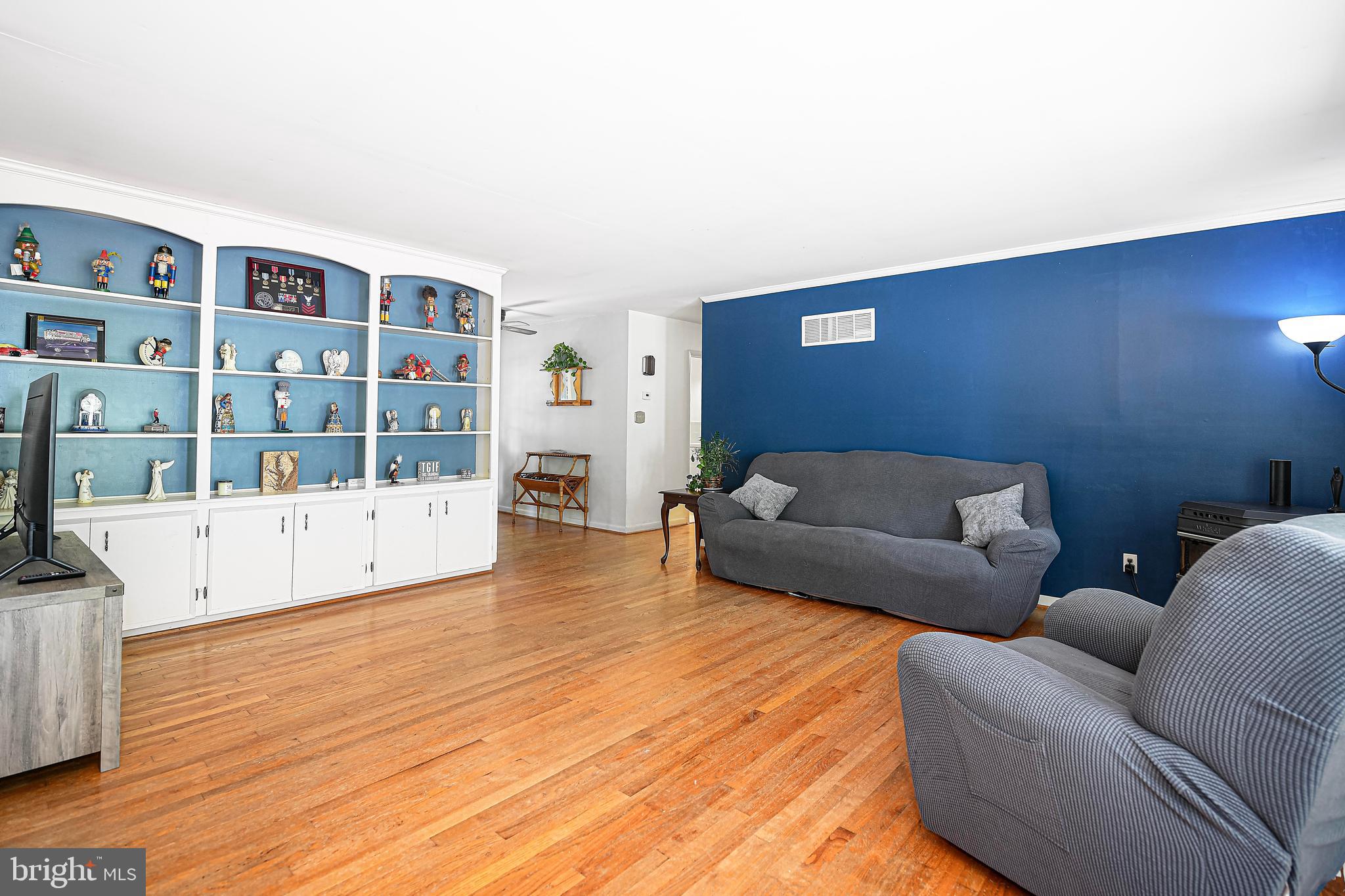 VALLEY VIEW - Residential