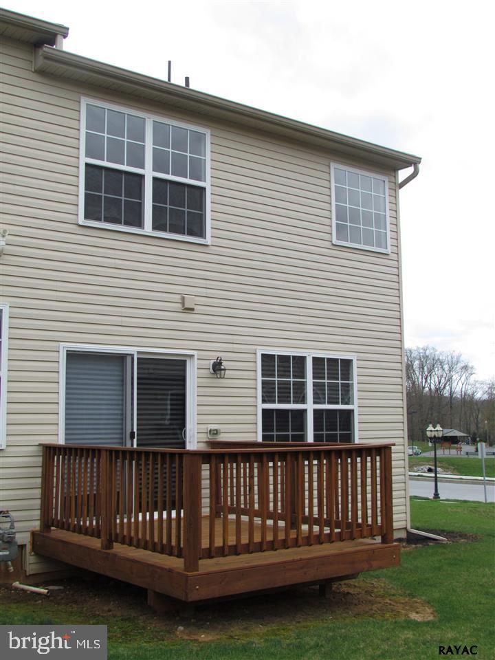 WILSON SPRINGS - Residential