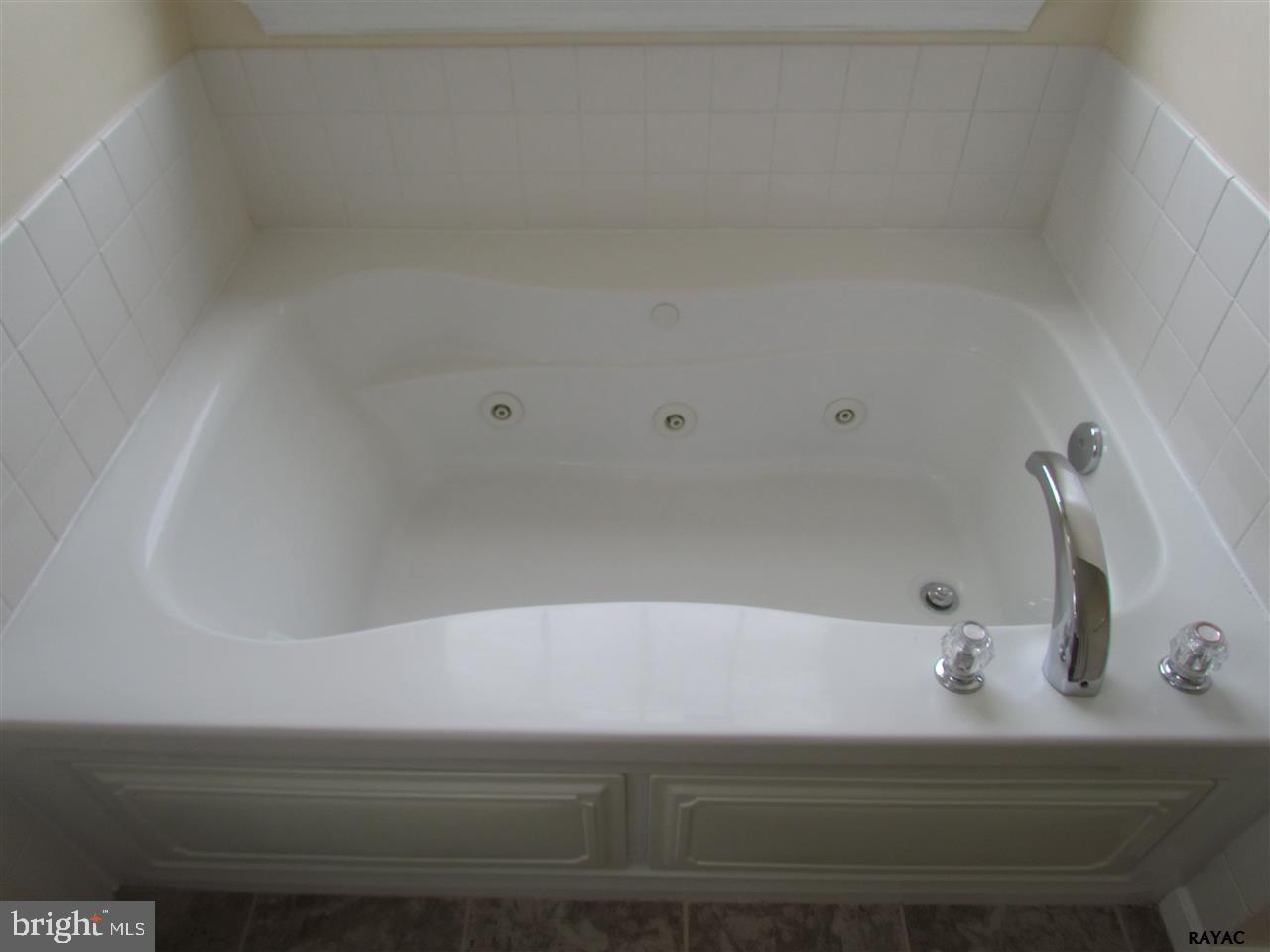 WILSON SPRINGS - Residential