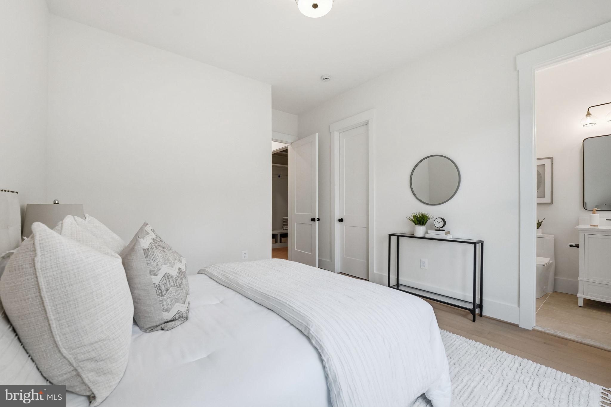 POPLAR HEIGHTS - Residential