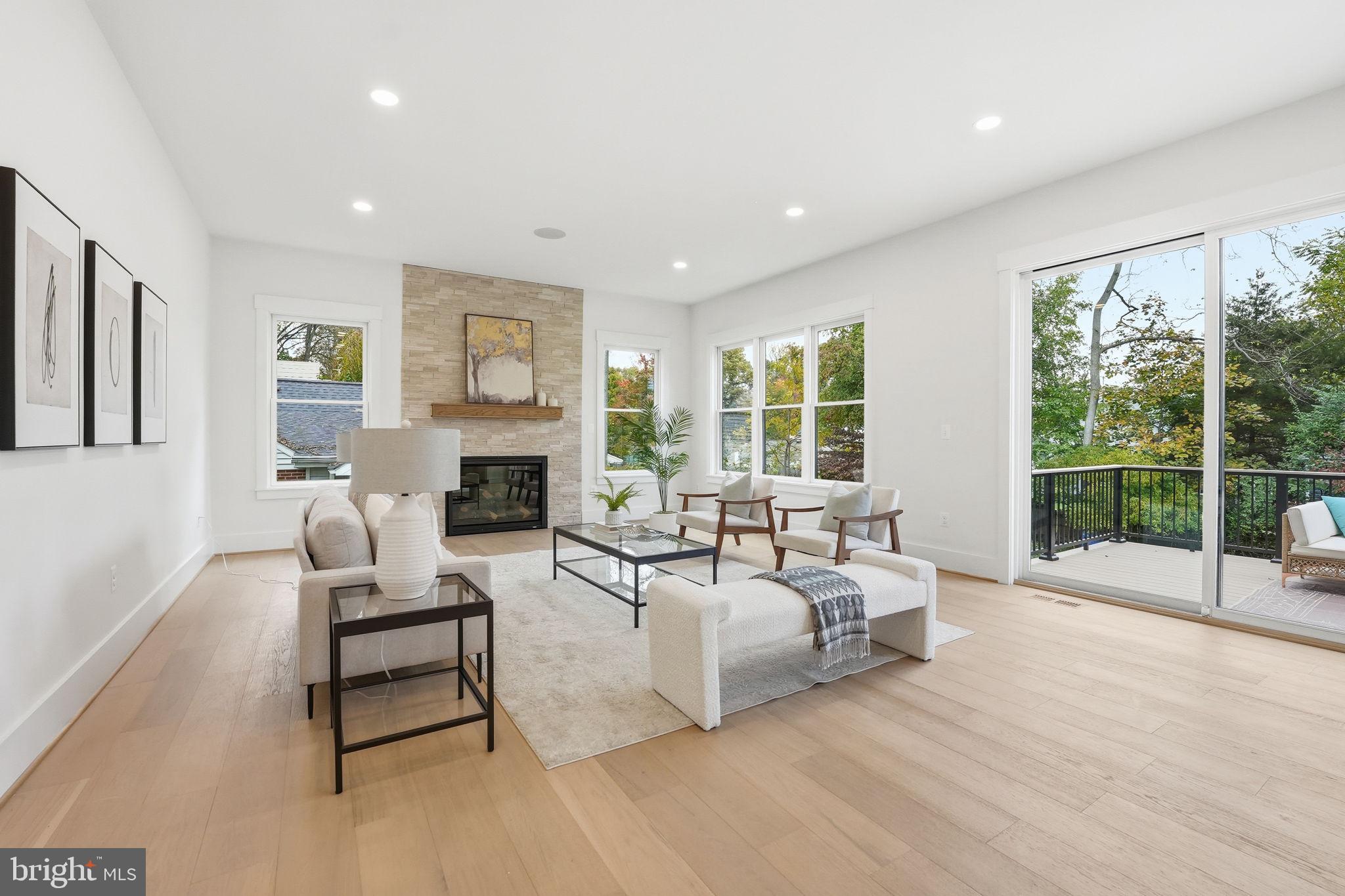 POPLAR HEIGHTS - Residential