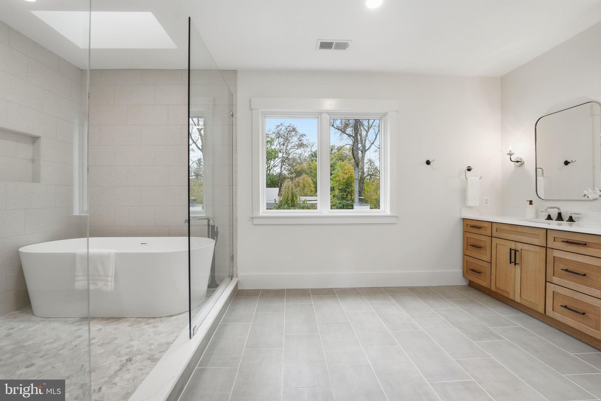 POPLAR HEIGHTS - Residential