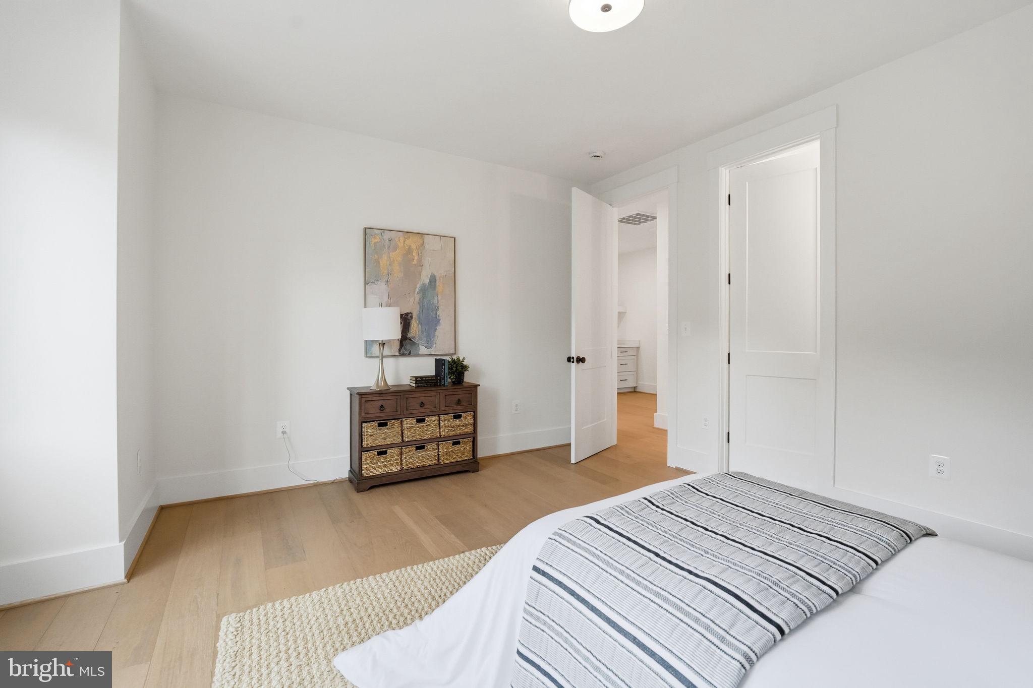 POPLAR HEIGHTS - Residential