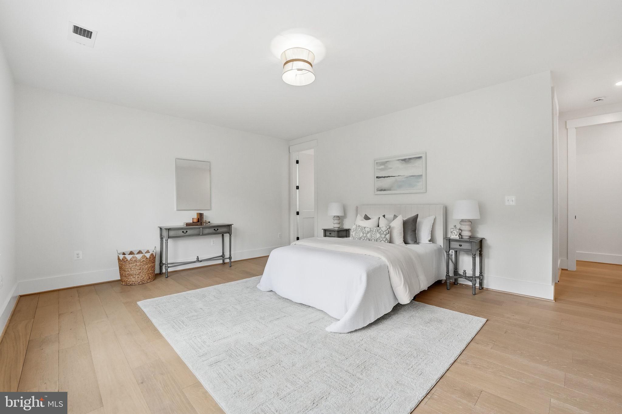 POPLAR HEIGHTS - Residential