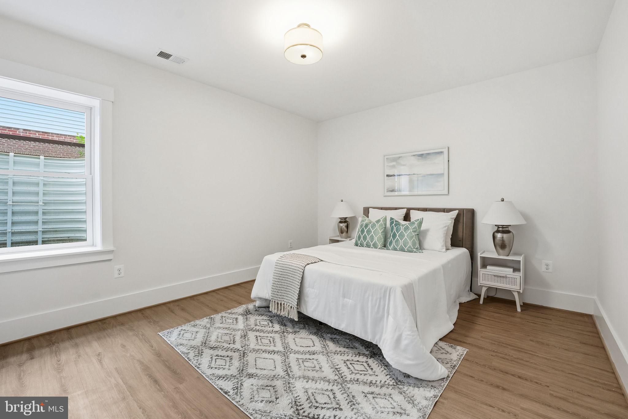 POPLAR HEIGHTS - Residential