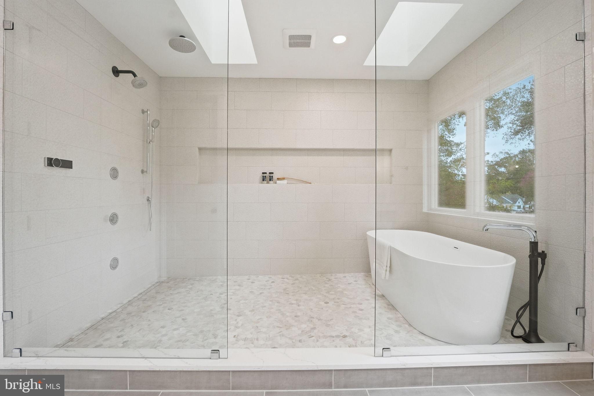 POPLAR HEIGHTS - Residential