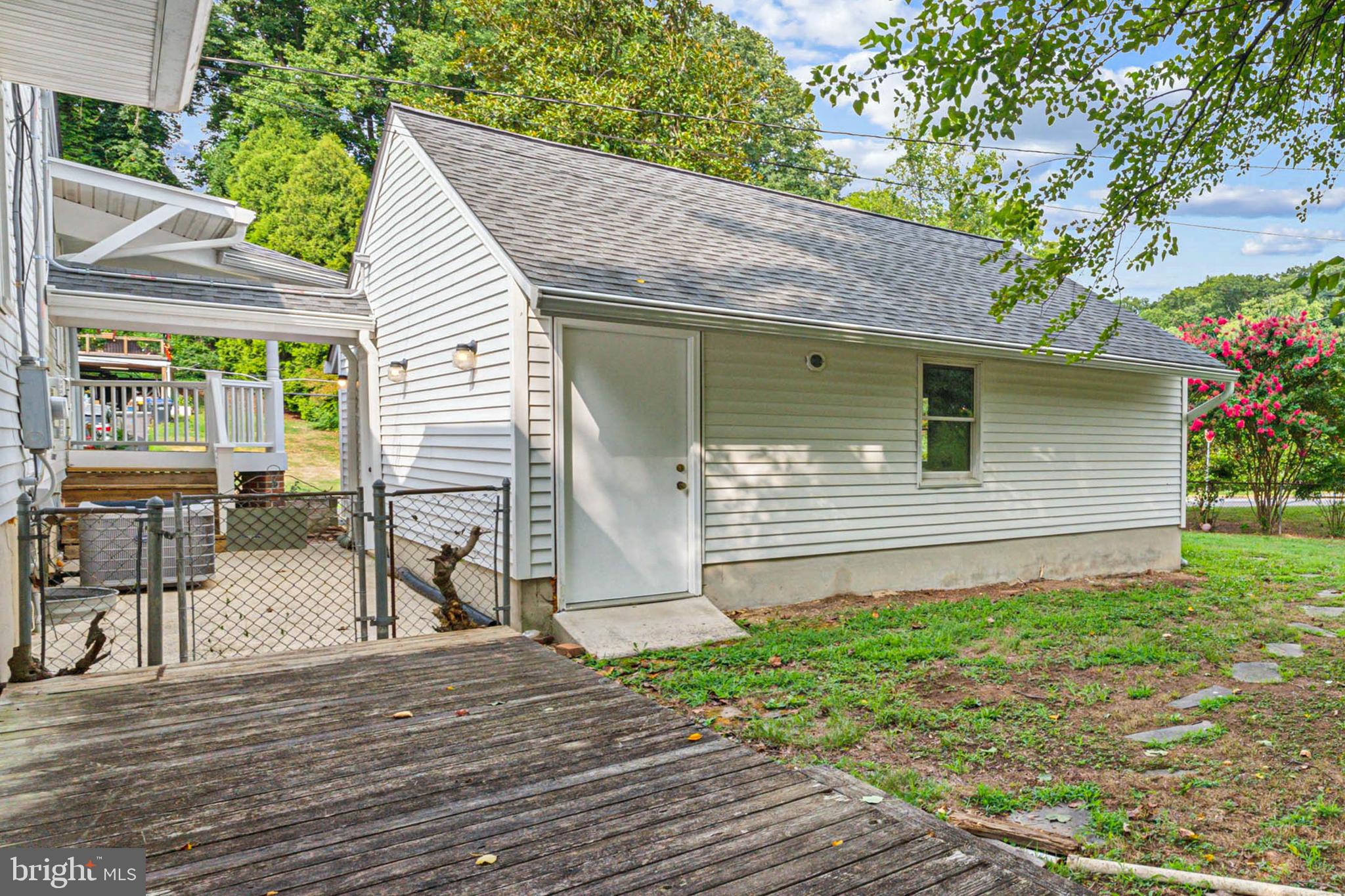 BROOKLAND ESTATES - Residential