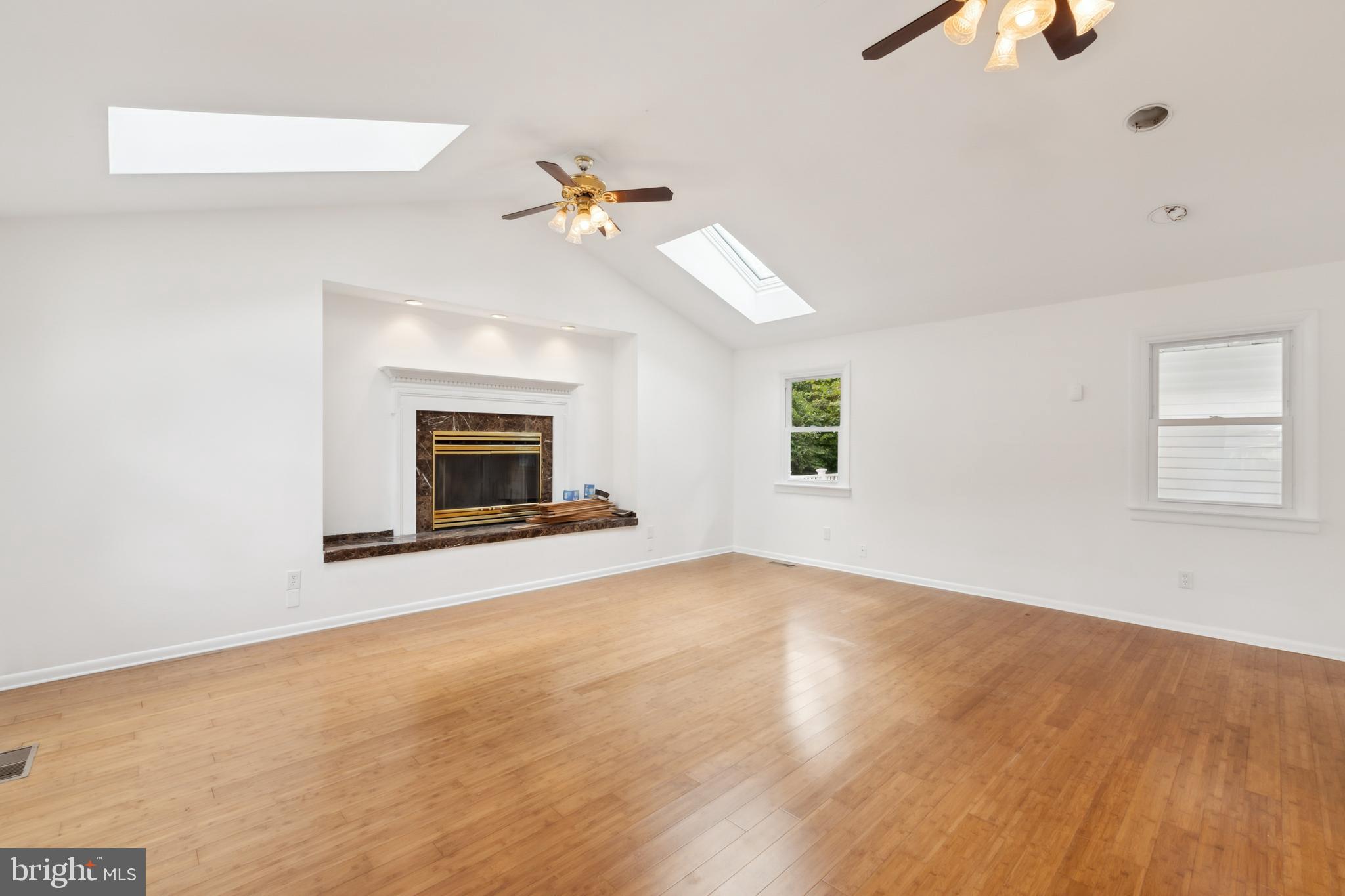 BROOKLAND ESTATES - Residential