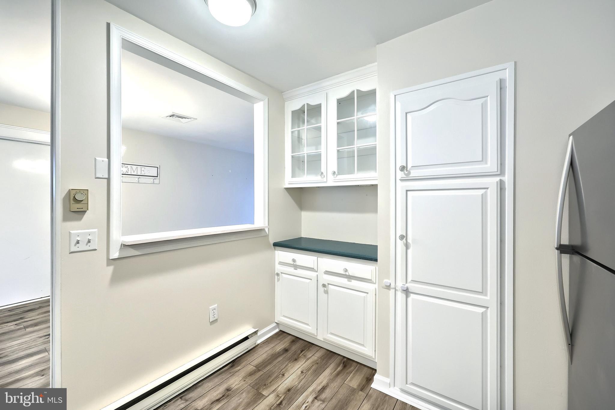 COUNTRYSIDE - Residential