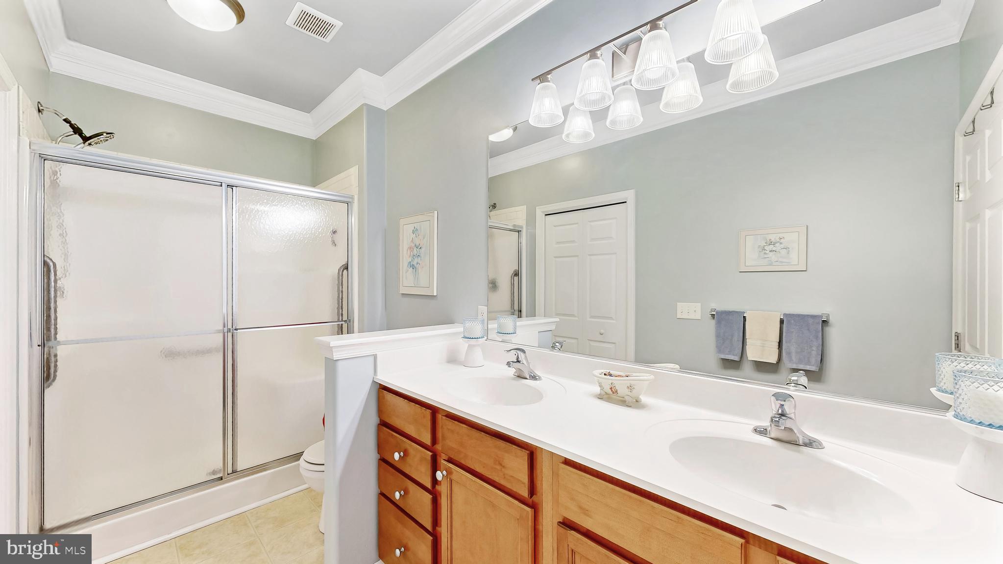 LONGACRE VILLAGE - Residential