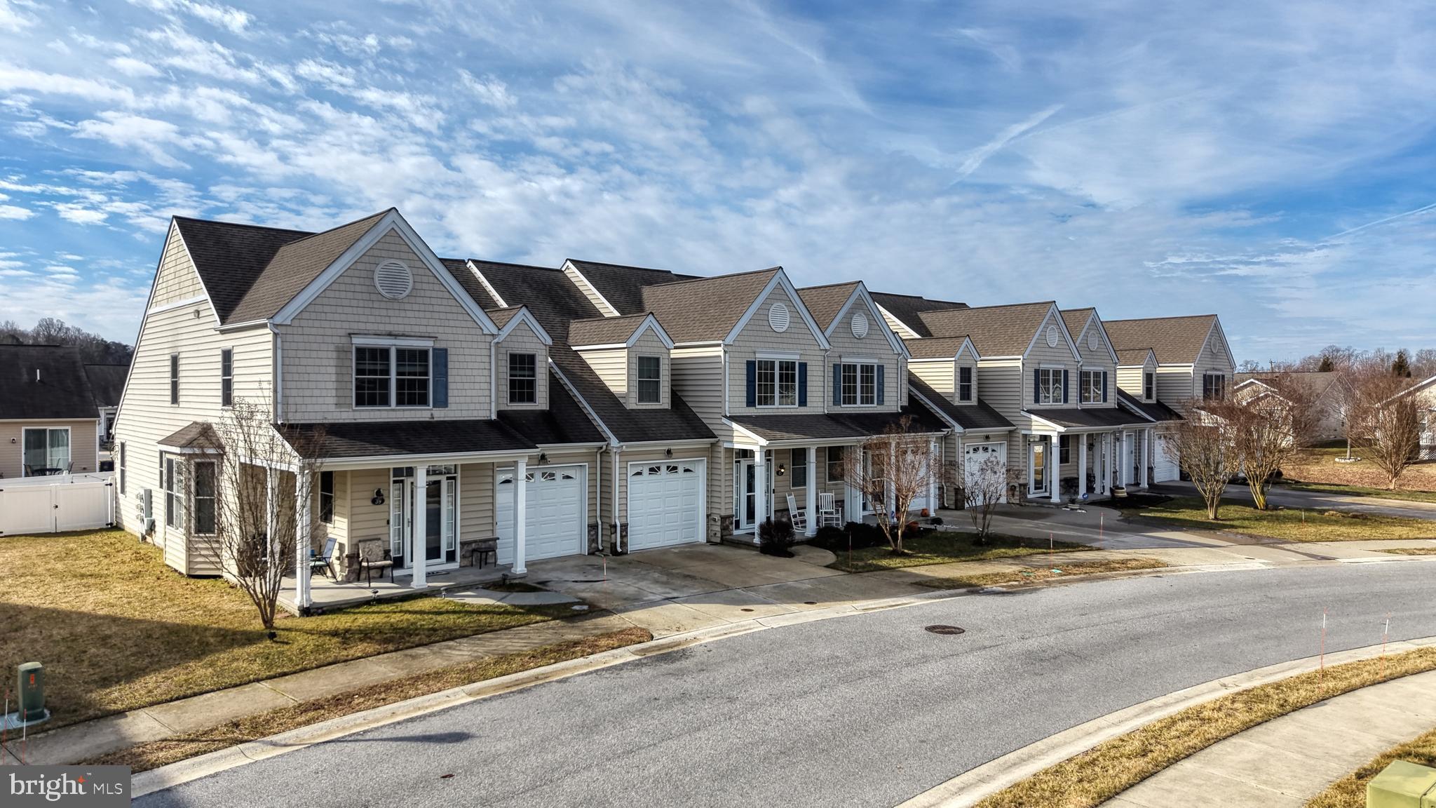 LONGACRE VILLAGE - Residential