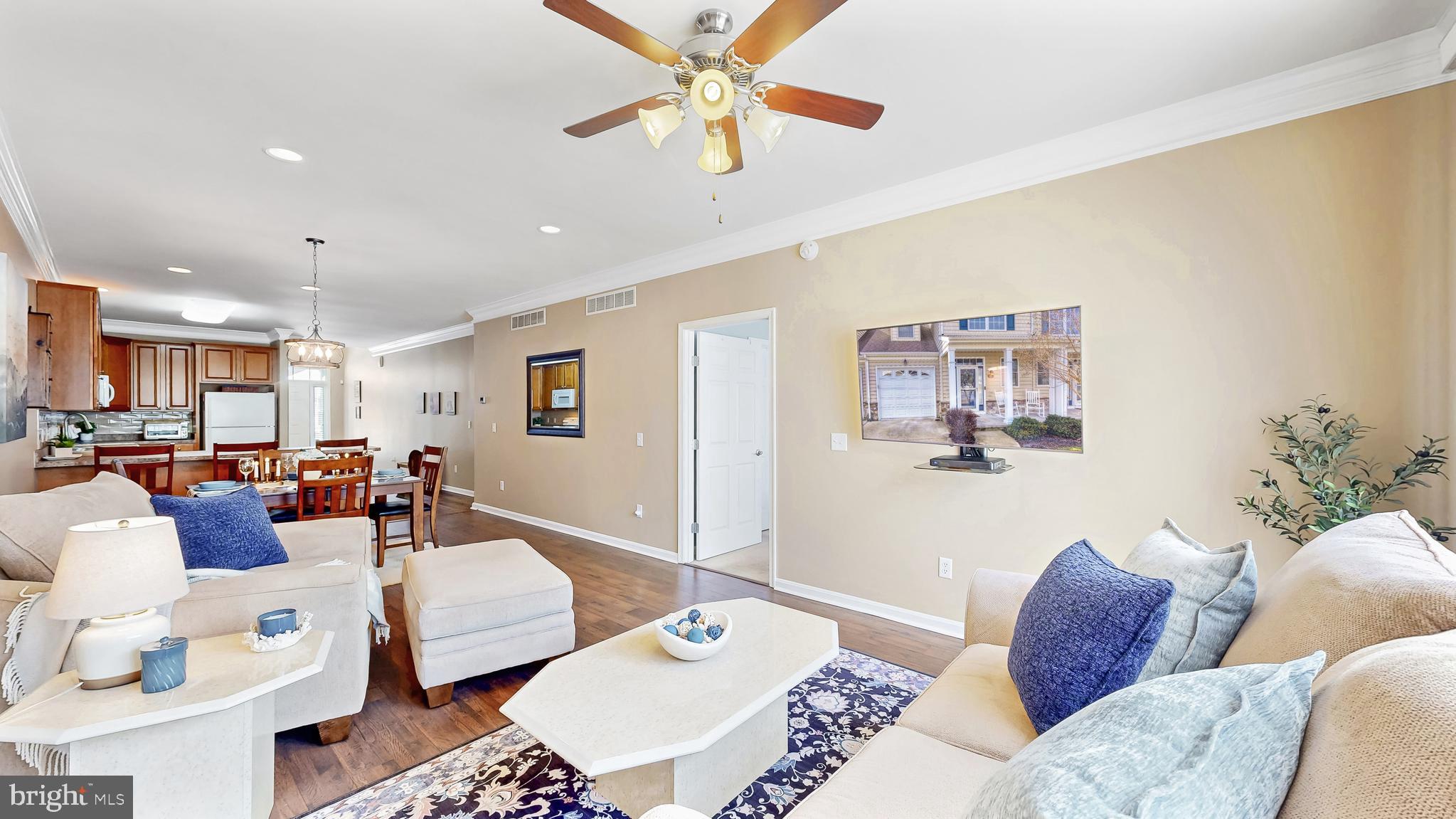 LONGACRE VILLAGE - Residential