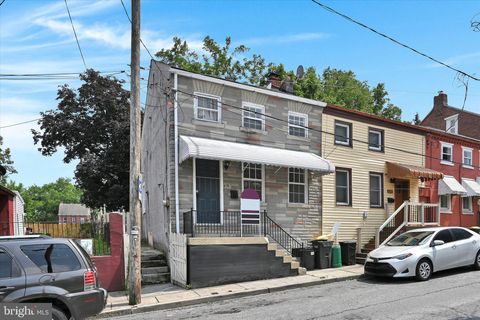 Photo of 416 LAFAYETTE ST, LANCASTER, PA 17603 (MLS # PALA2039420)
