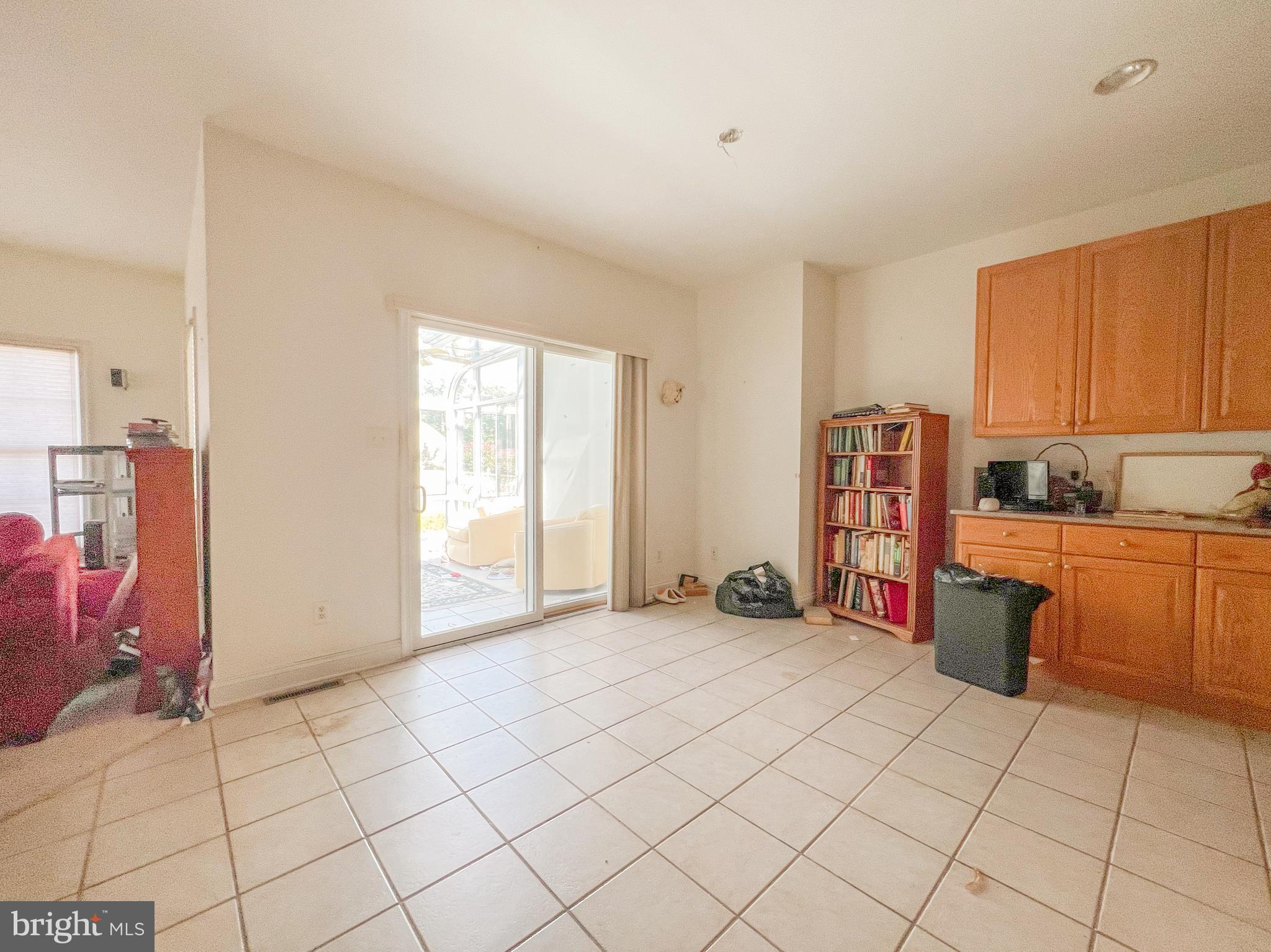 WAGAMONS WEST SHORES - Residential