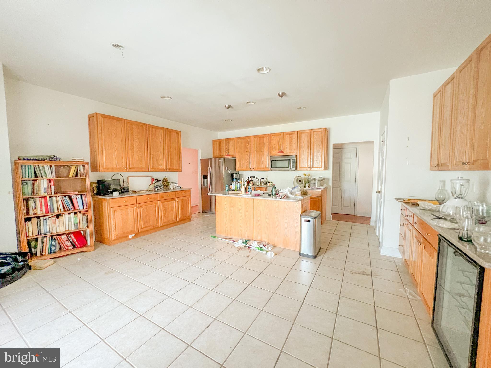 WAGAMONS WEST SHORES - Residential