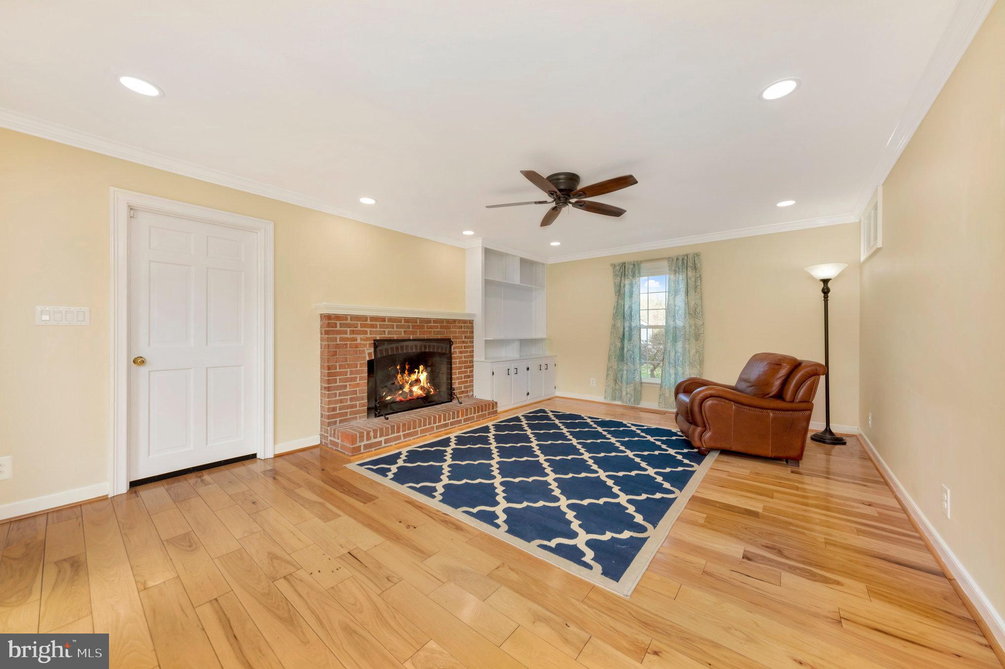 BELMONT HILLS/INGLESIDE - Residential