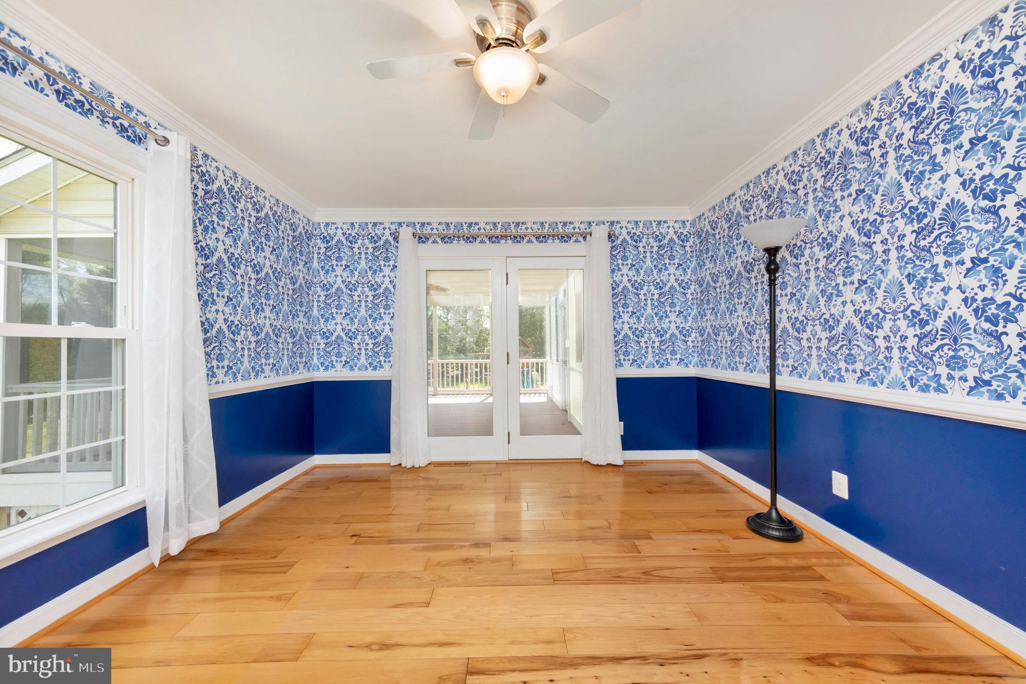 BELMONT HILLS/INGLESIDE - Residential