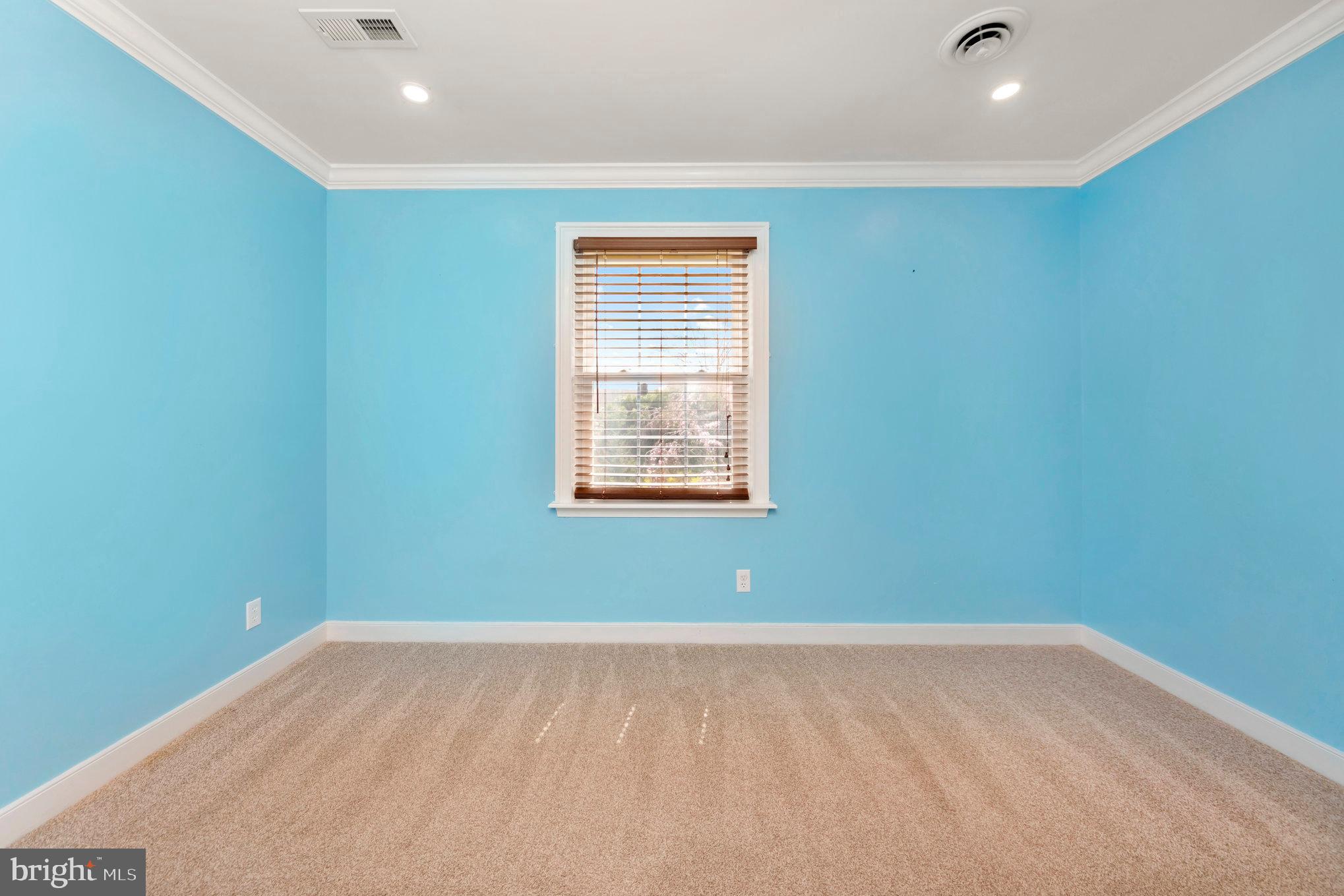 BELMONT HILLS/INGLESIDE - Residential