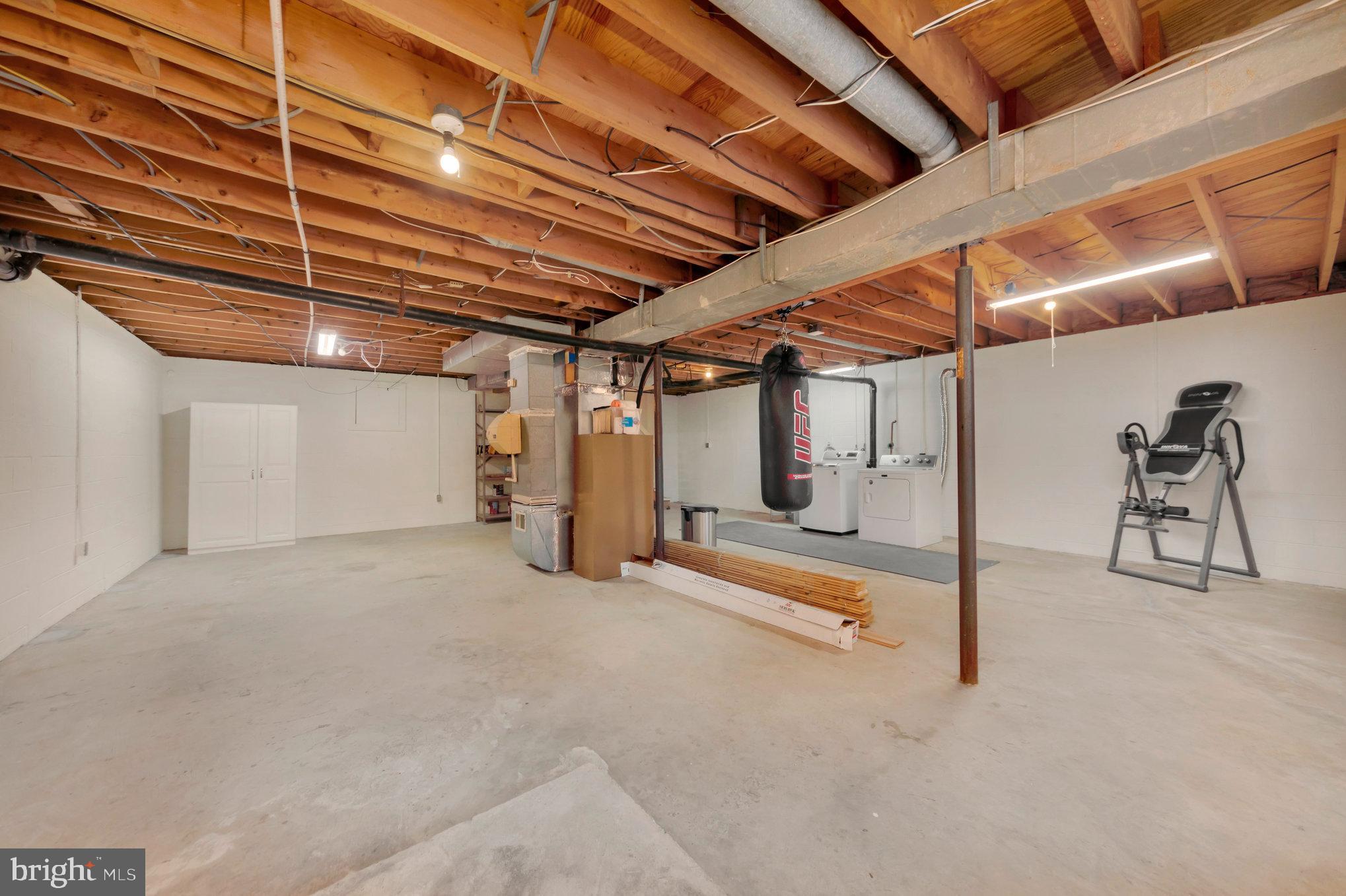 BELMONT HILLS/INGLESIDE - Residential