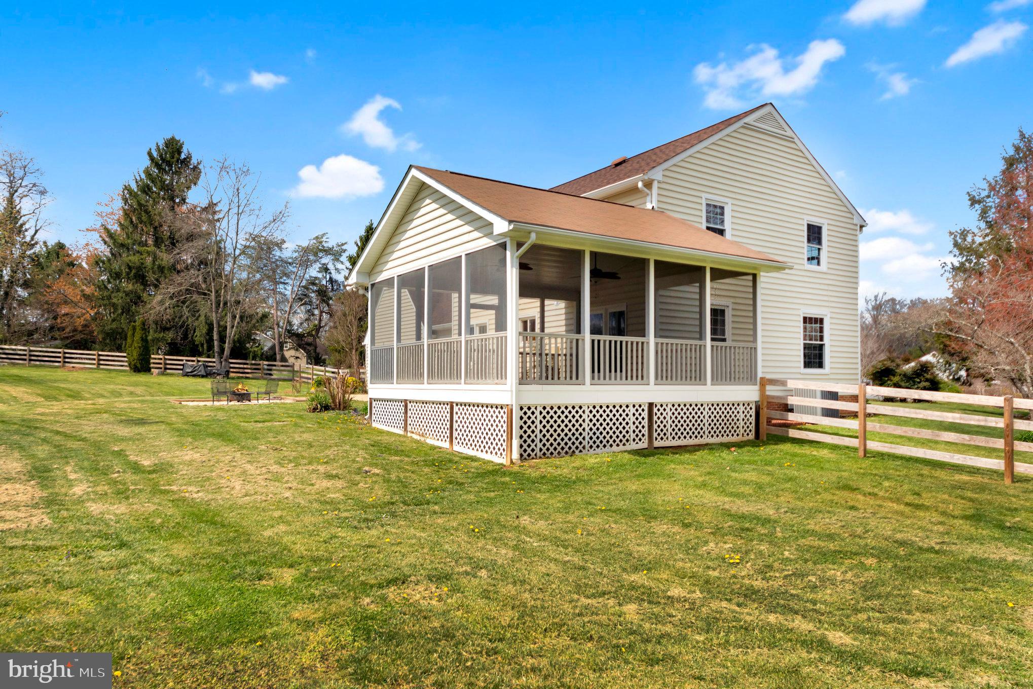 BELMONT HILLS/INGLESIDE - Residential