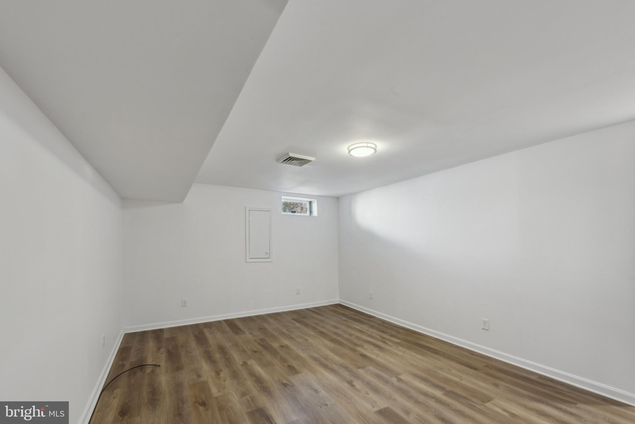 TURF VALLEY OVERLOOK - Residential