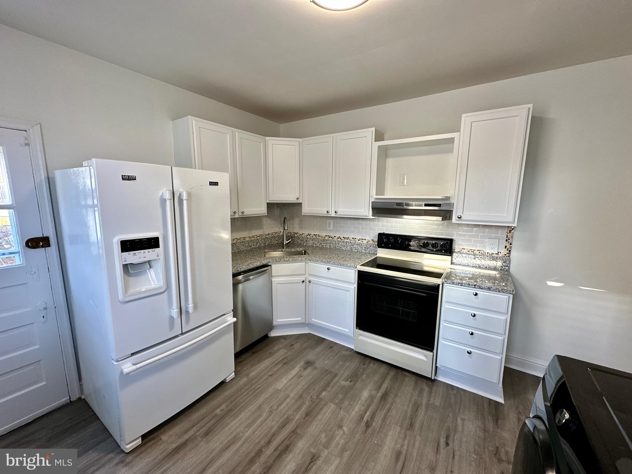 LINDEN HEIGHTS - Residential Lease