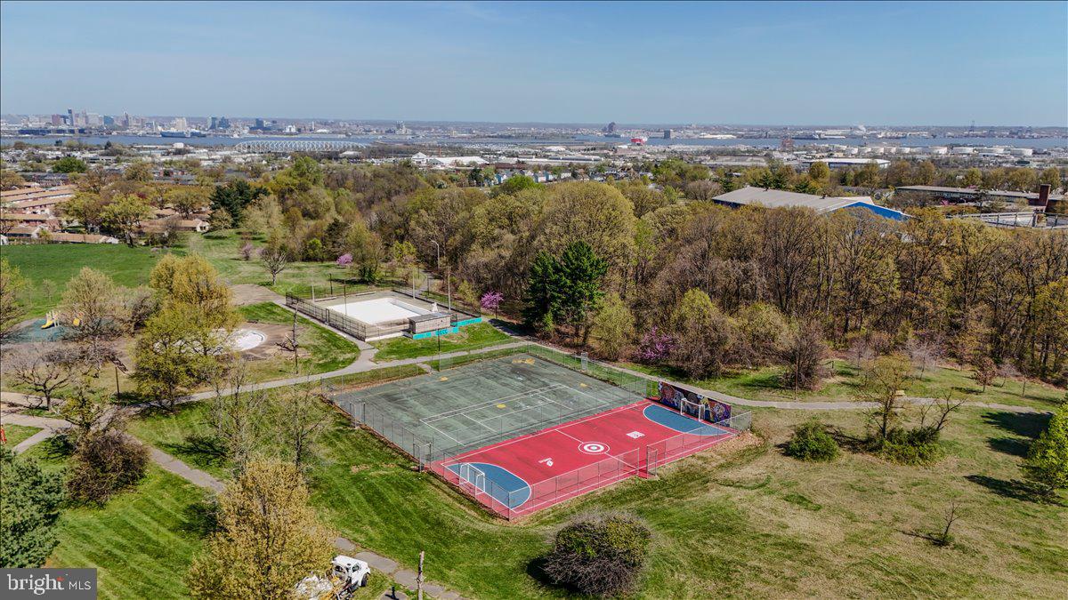 BROOKLYN PARK - Residential