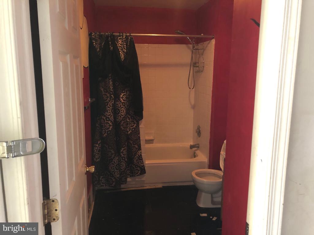 KENSINGTON - Residential