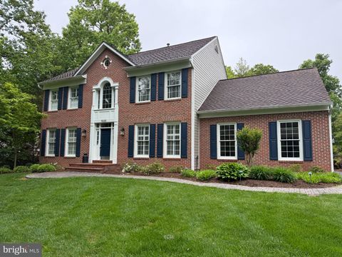 Photo of 9220 Davis Drive, LORTON, VA 22079 (MLS # VAFX2307752)