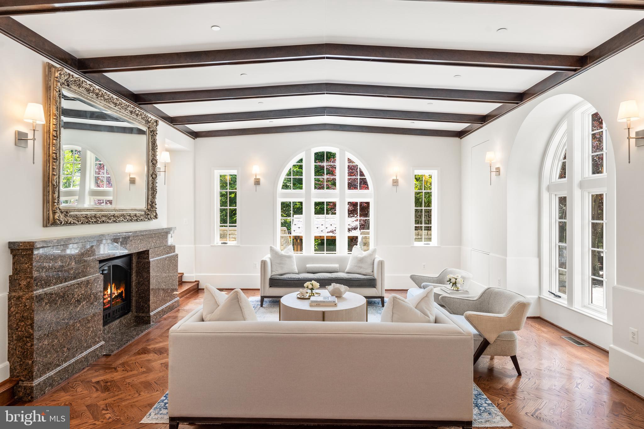 MERRY GO ROUND FARM - Residential