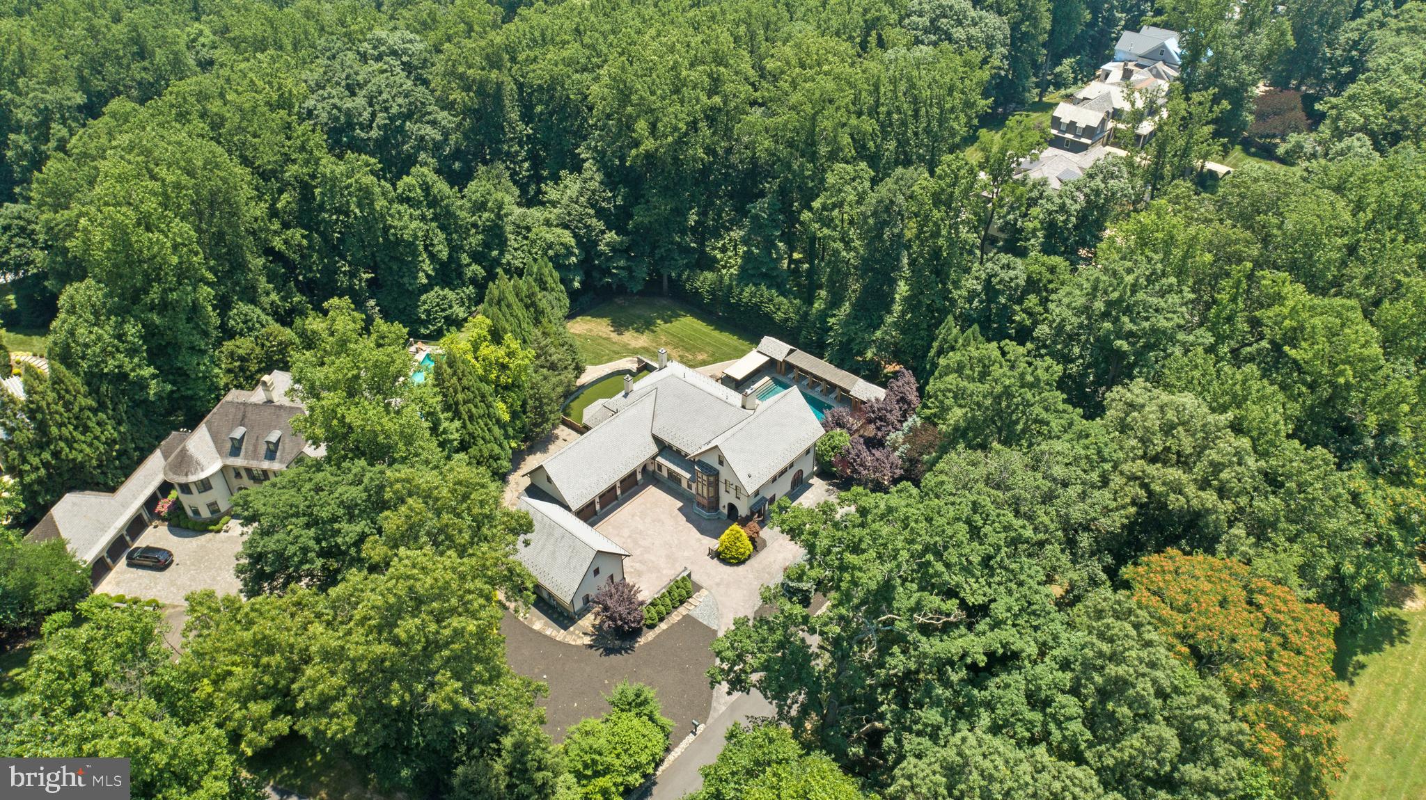 MERRY GO ROUND FARM - Residential