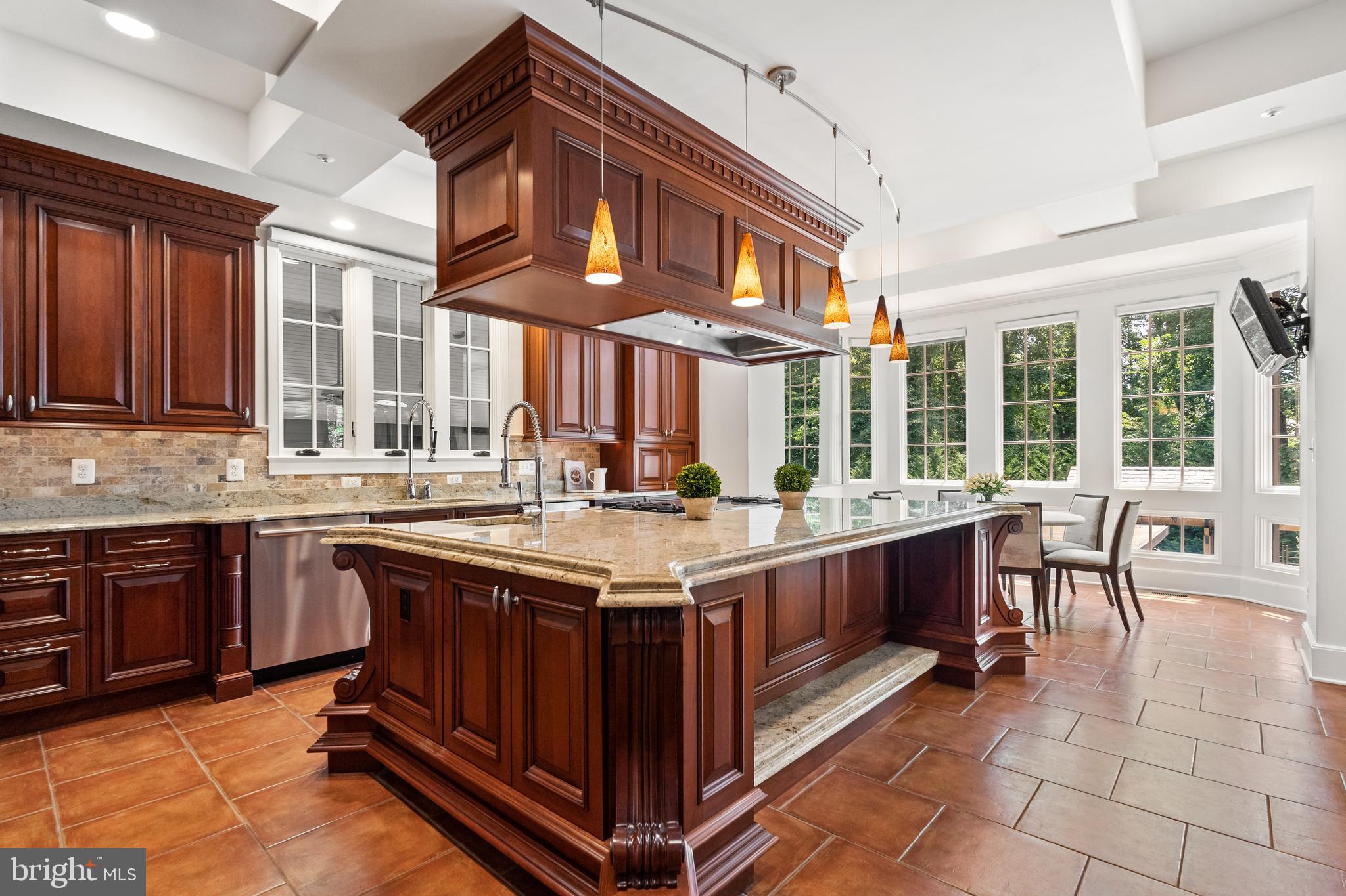 MERRY GO ROUND FARM - Residential