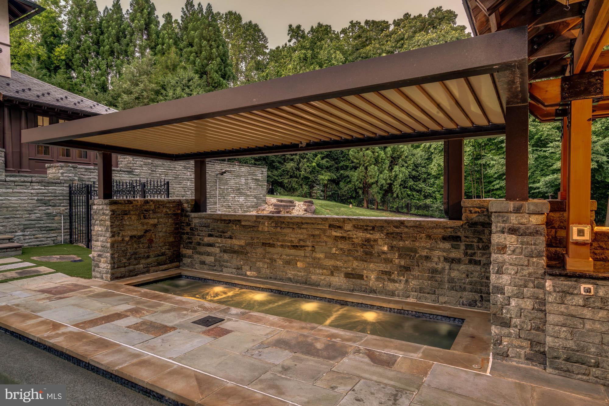 MERRY GO ROUND FARM - Residential