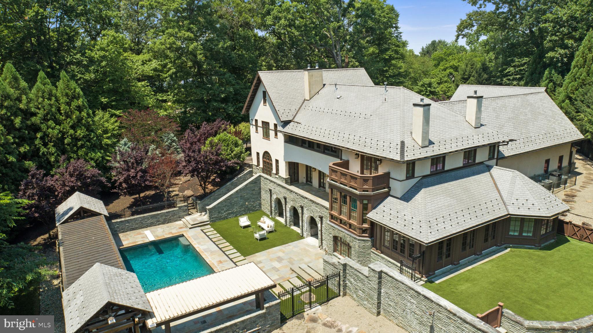 MERRY GO ROUND FARM - Residential