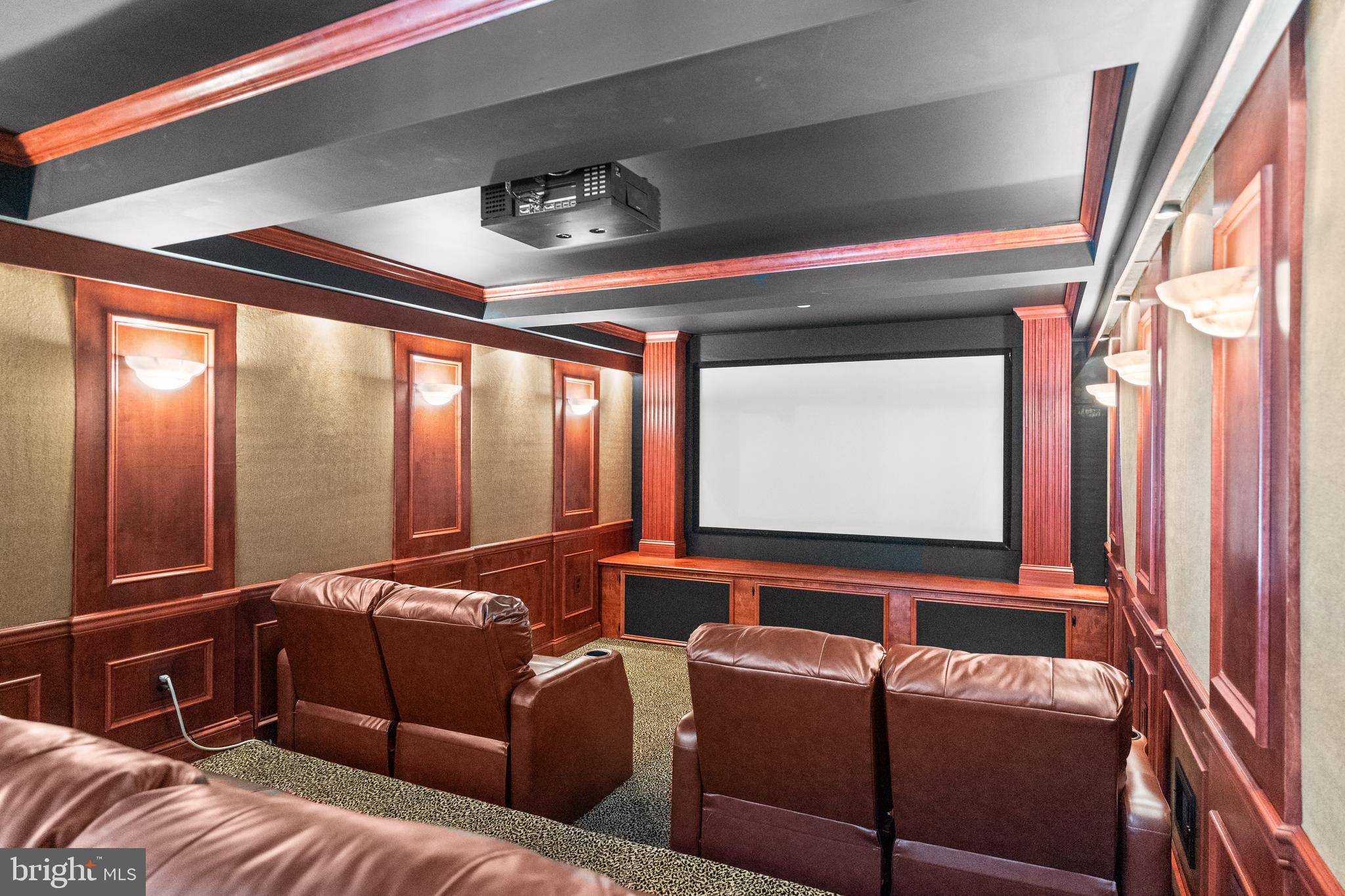 MERRY GO ROUND FARM - Residential