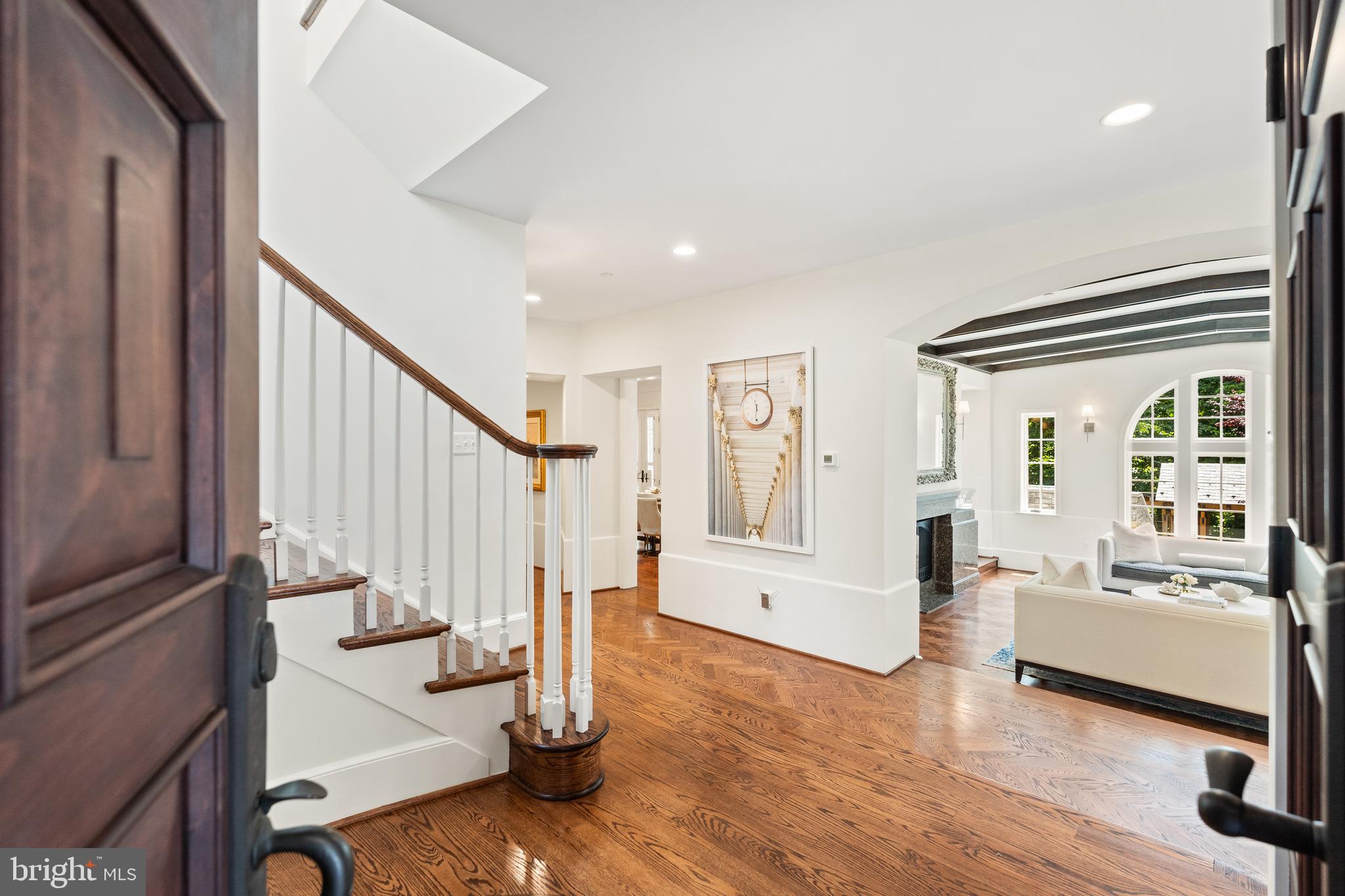 MERRY GO ROUND FARM - Residential