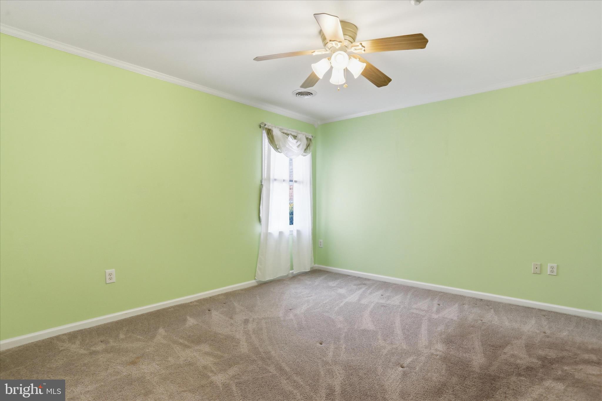 SOUTH POINTE - Residential