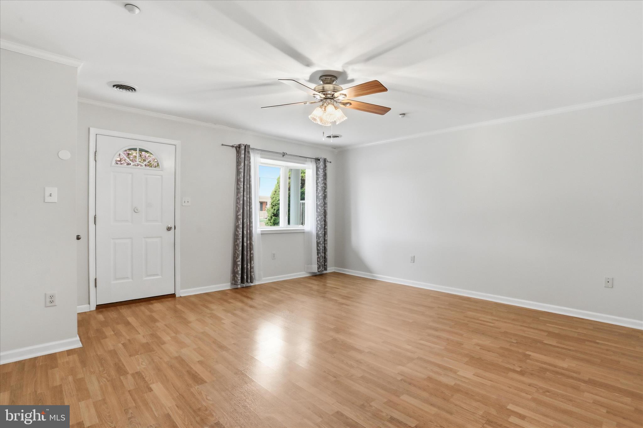 SOUTH POINTE - Residential