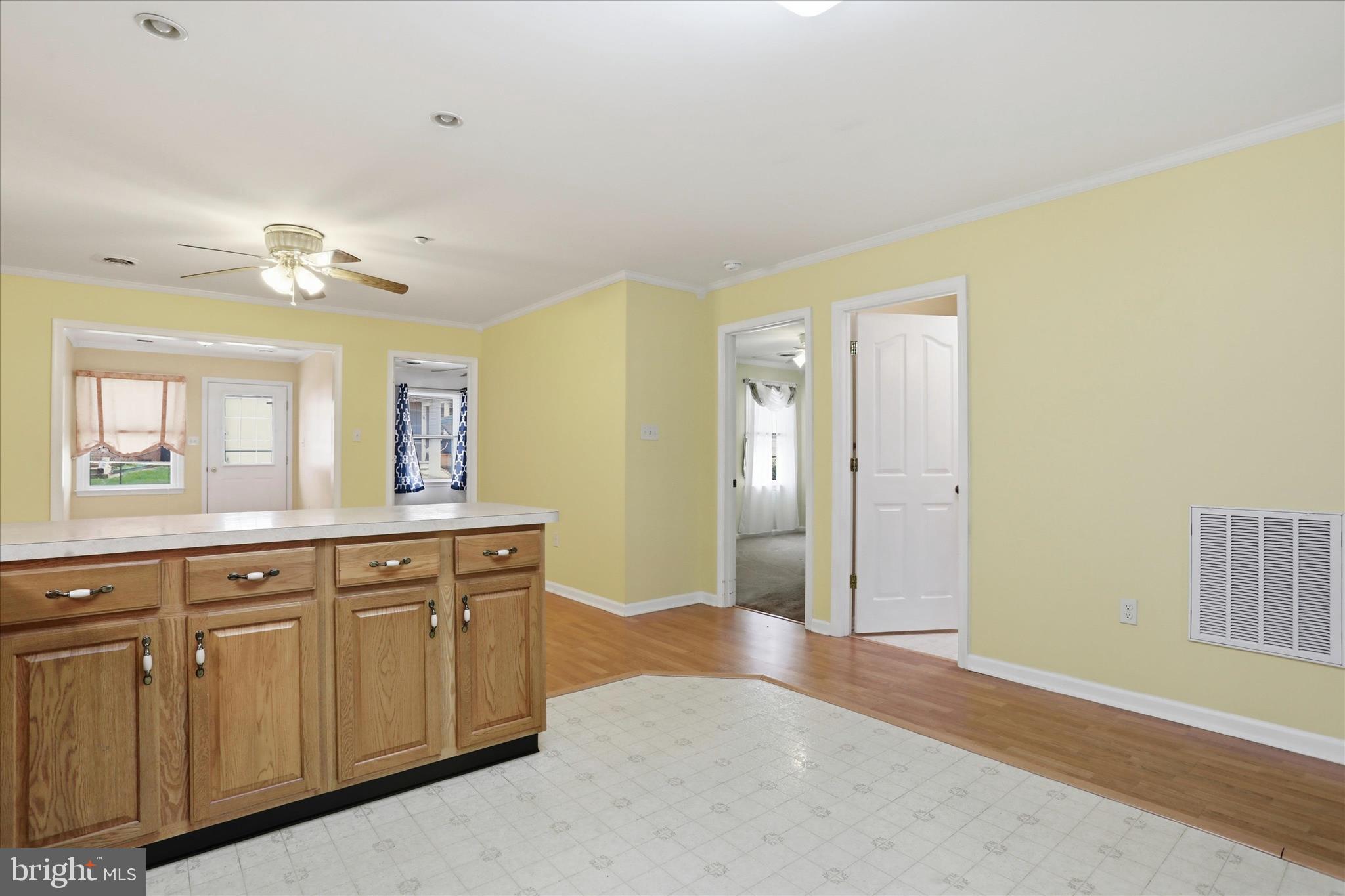 SOUTH POINTE - Residential