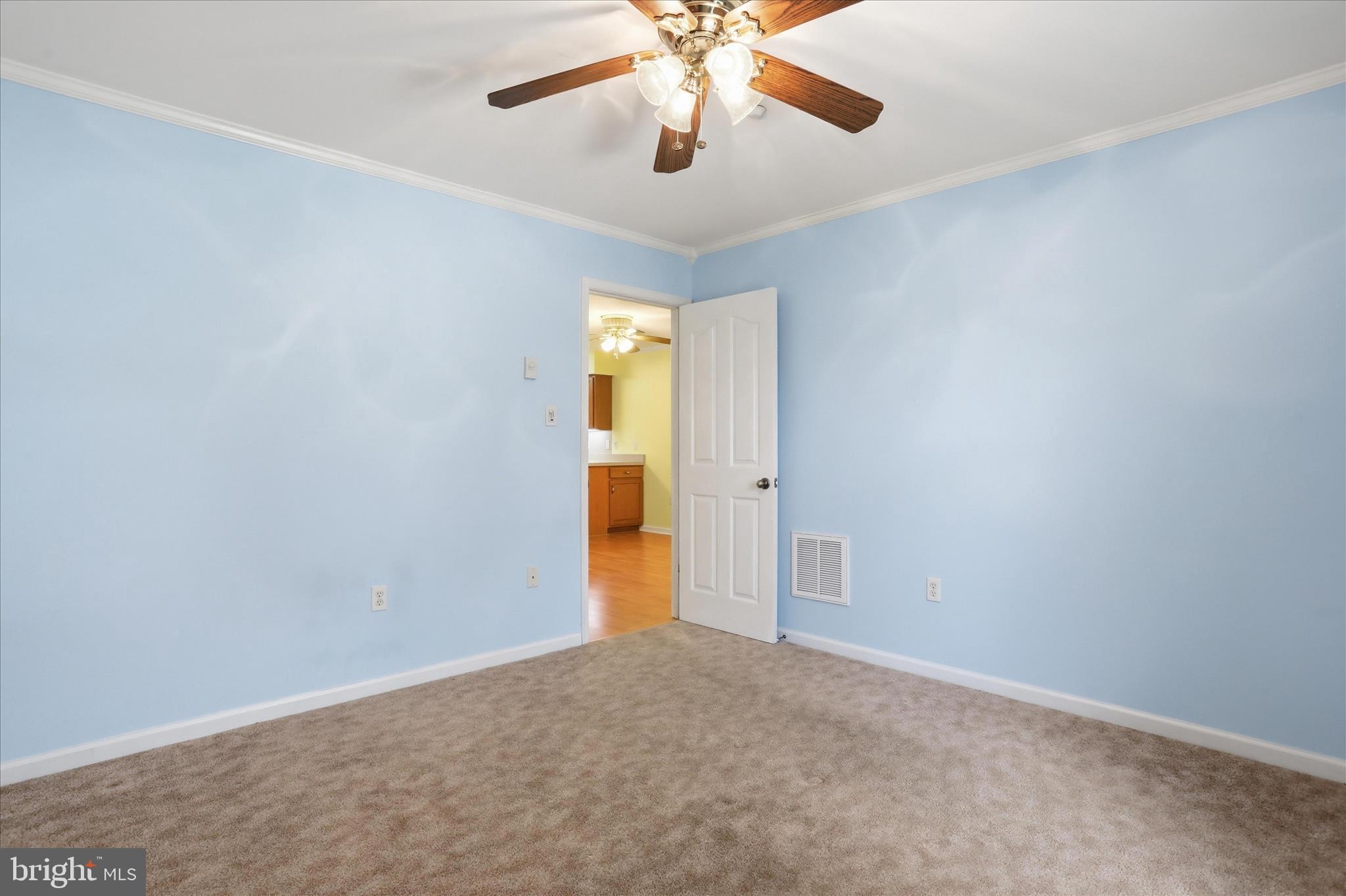 SOUTH POINTE - Residential