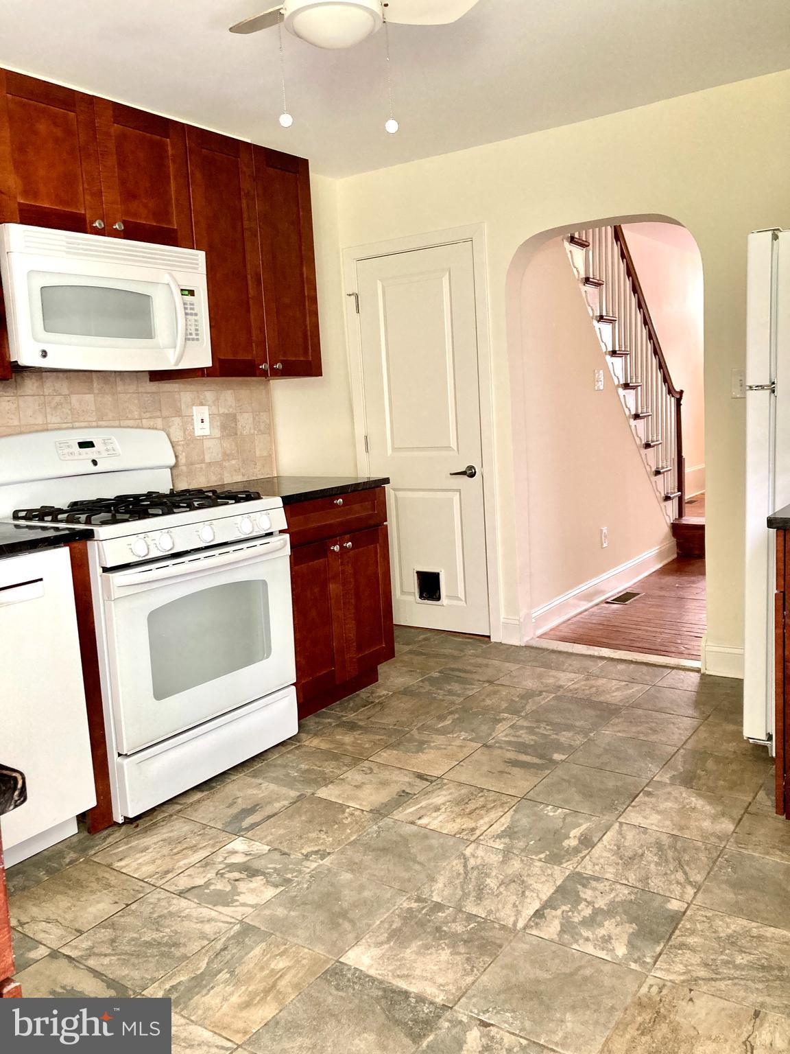 EAST KENSINGTON - Residential Lease