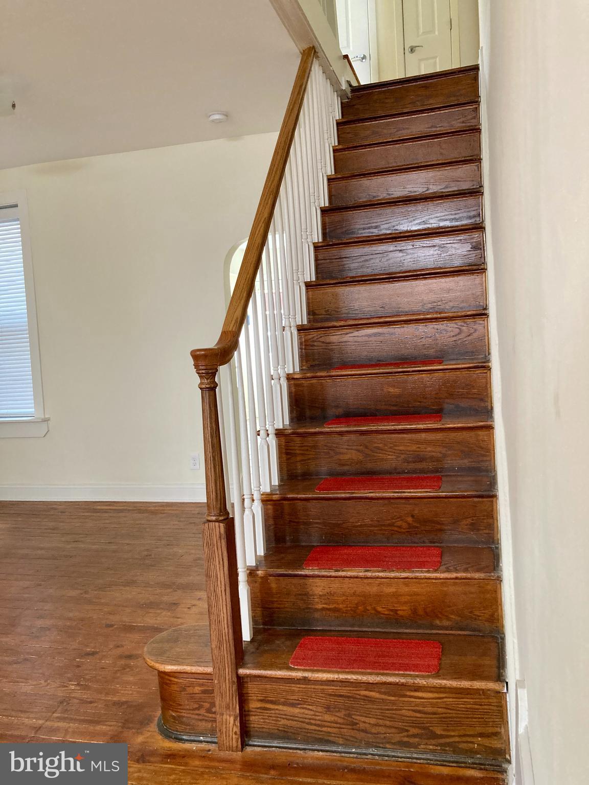 EAST KENSINGTON - Residential Lease